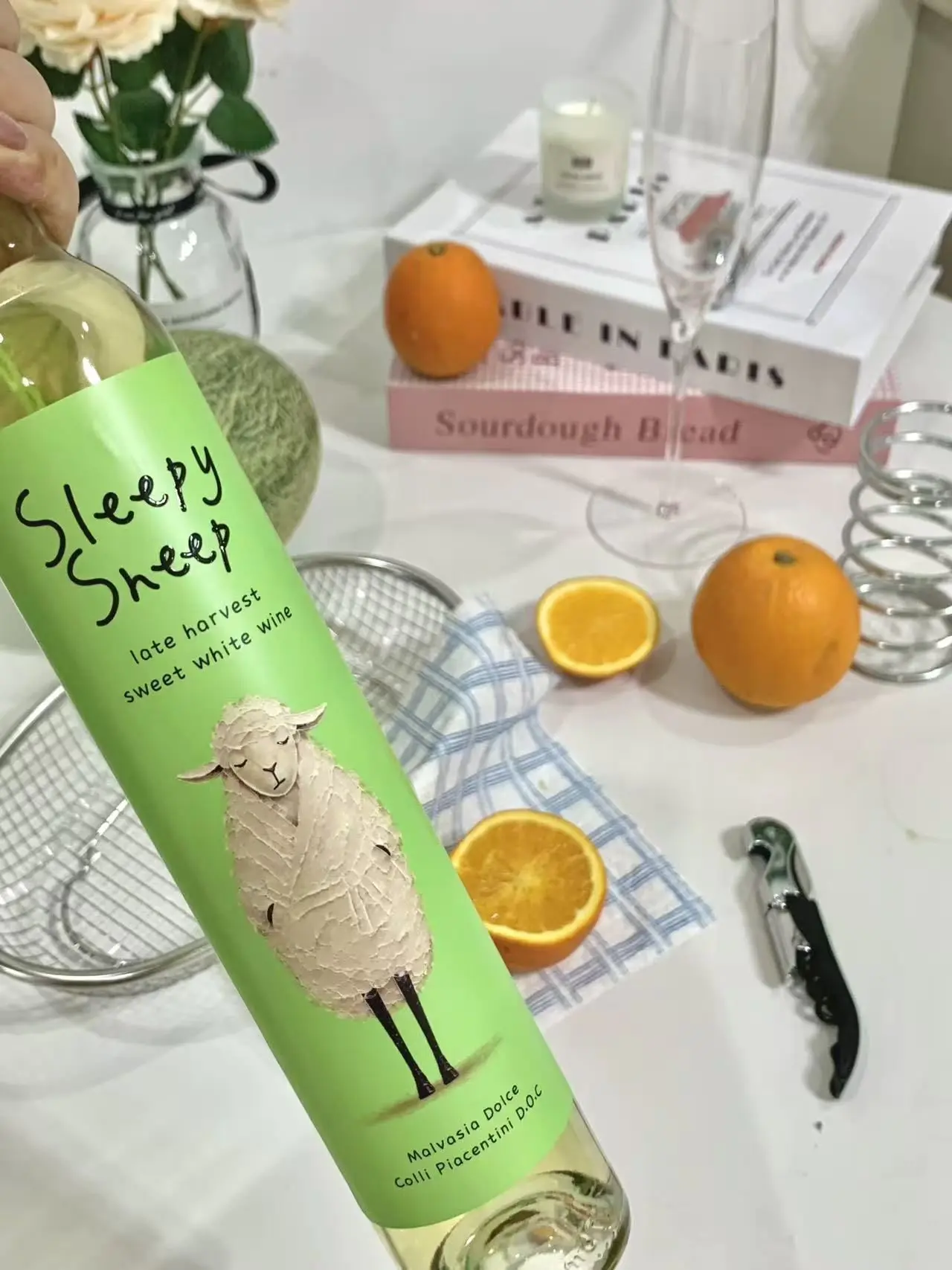 泡完澡窝进被子里喝睡眠羊是冬天最幸福的事