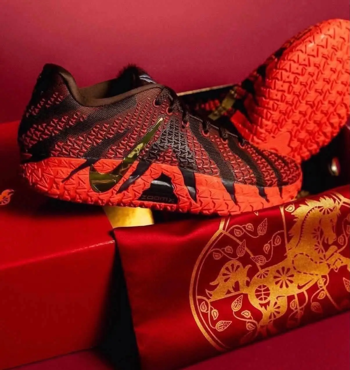 Nike Ja 3 马年生肖限定|一马当先,莫兰特三代中国新年配色