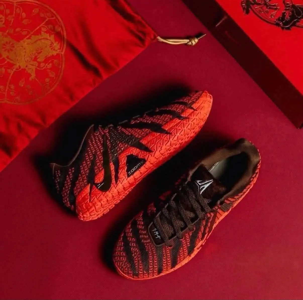 Nike Ja 3 马年生肖限定|一马当先,莫兰特三代中国新年配色