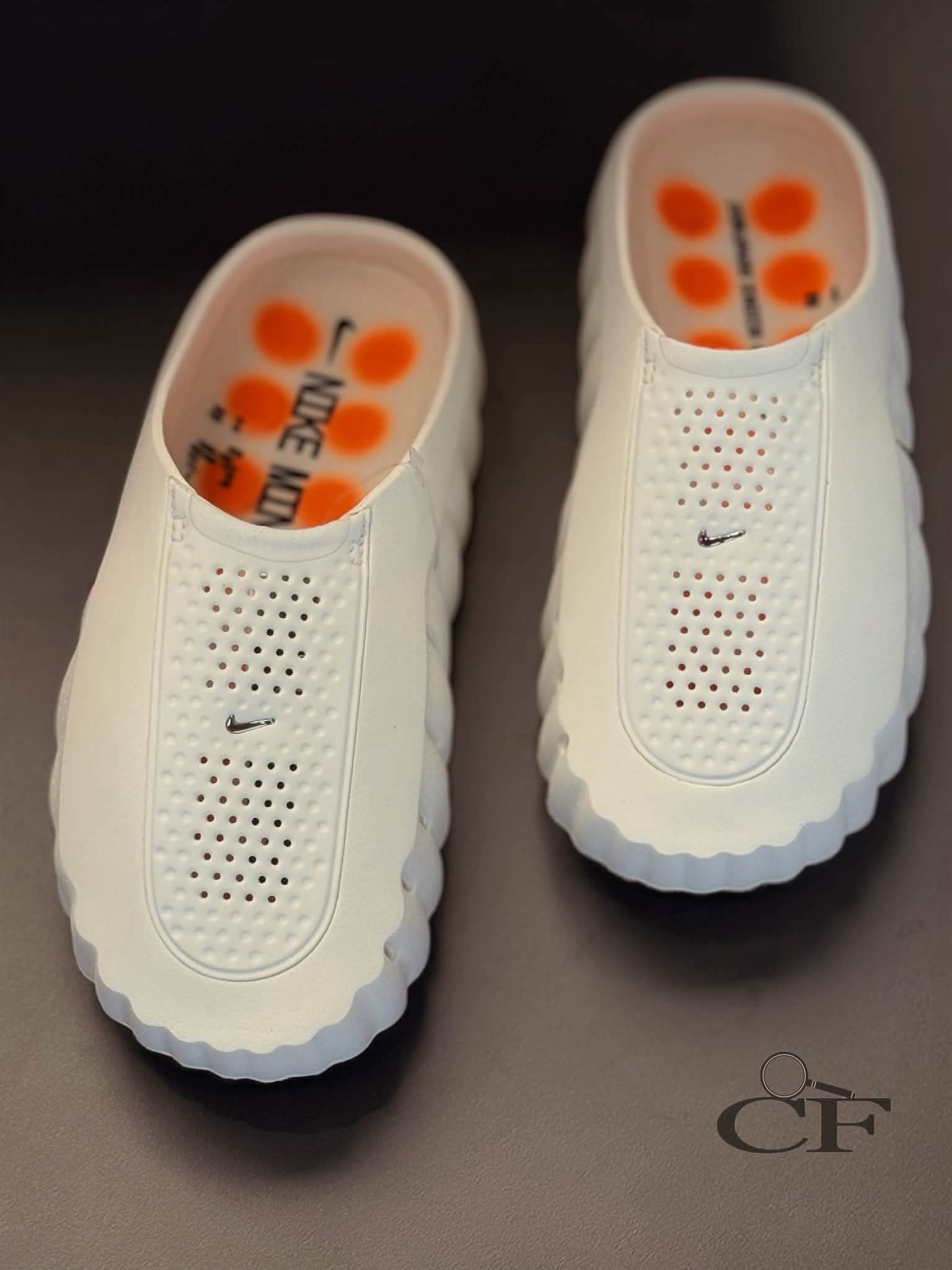 Nike 白色波浪包头穆勒拖｜一体式EVA，未来感恢复凉拖