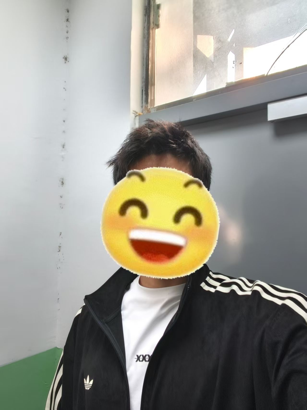 阿迪新款外套