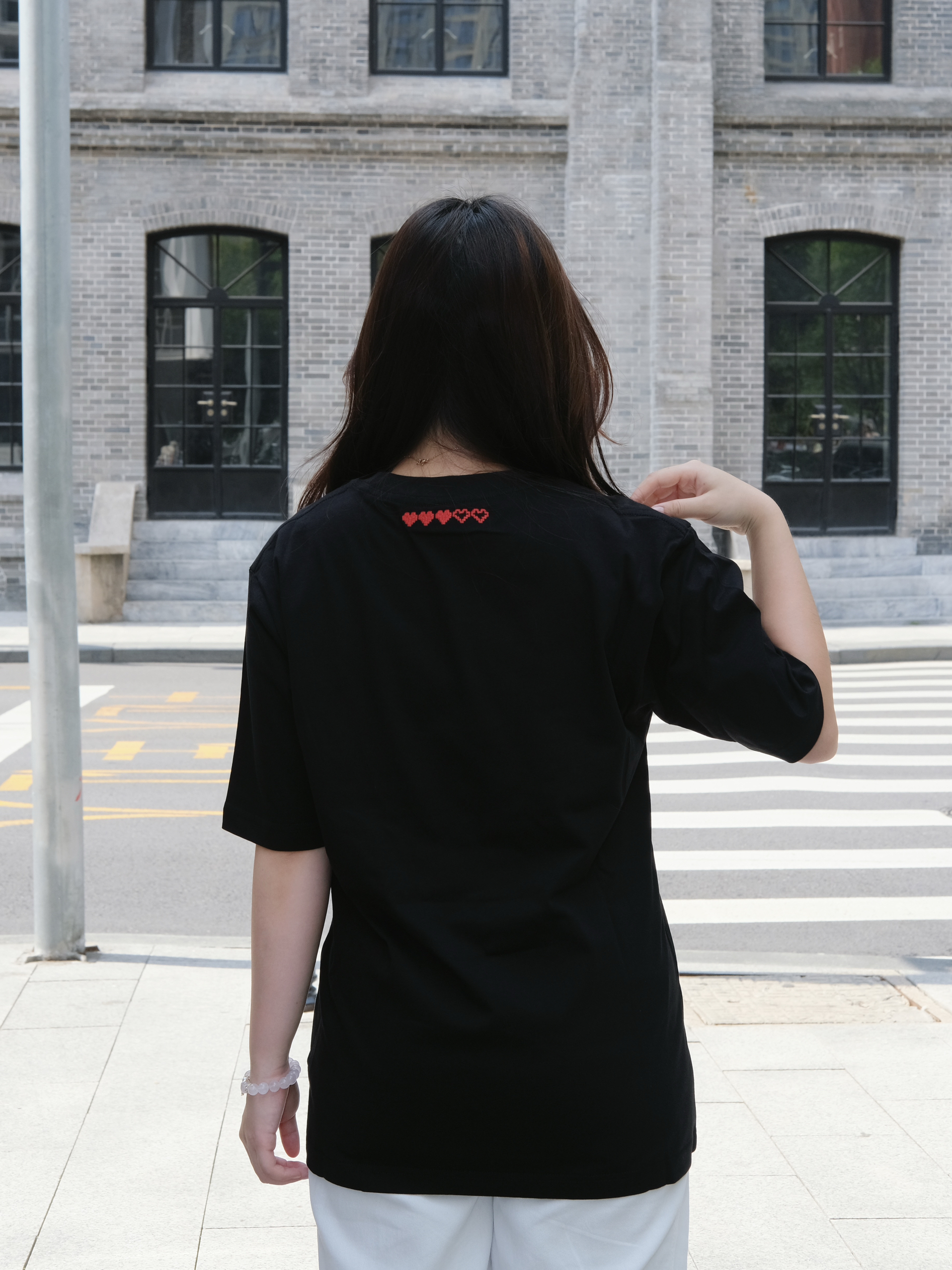 黑T这样搭🖤简单就很舒服~