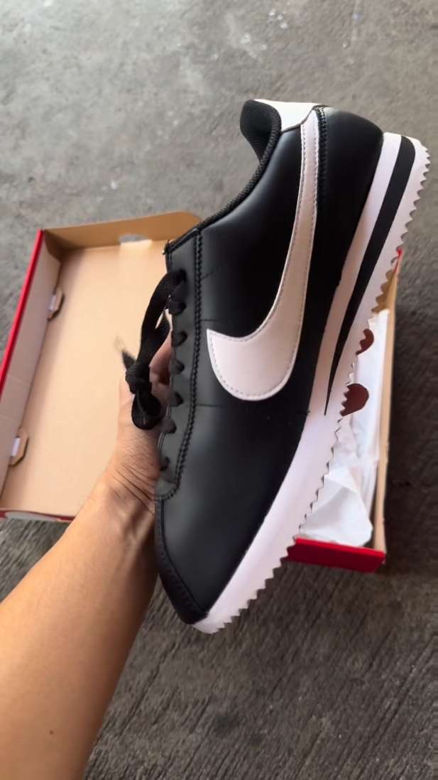 永不过时复古鼻祖⚫⚪Nike Cortez阿甘黑白
