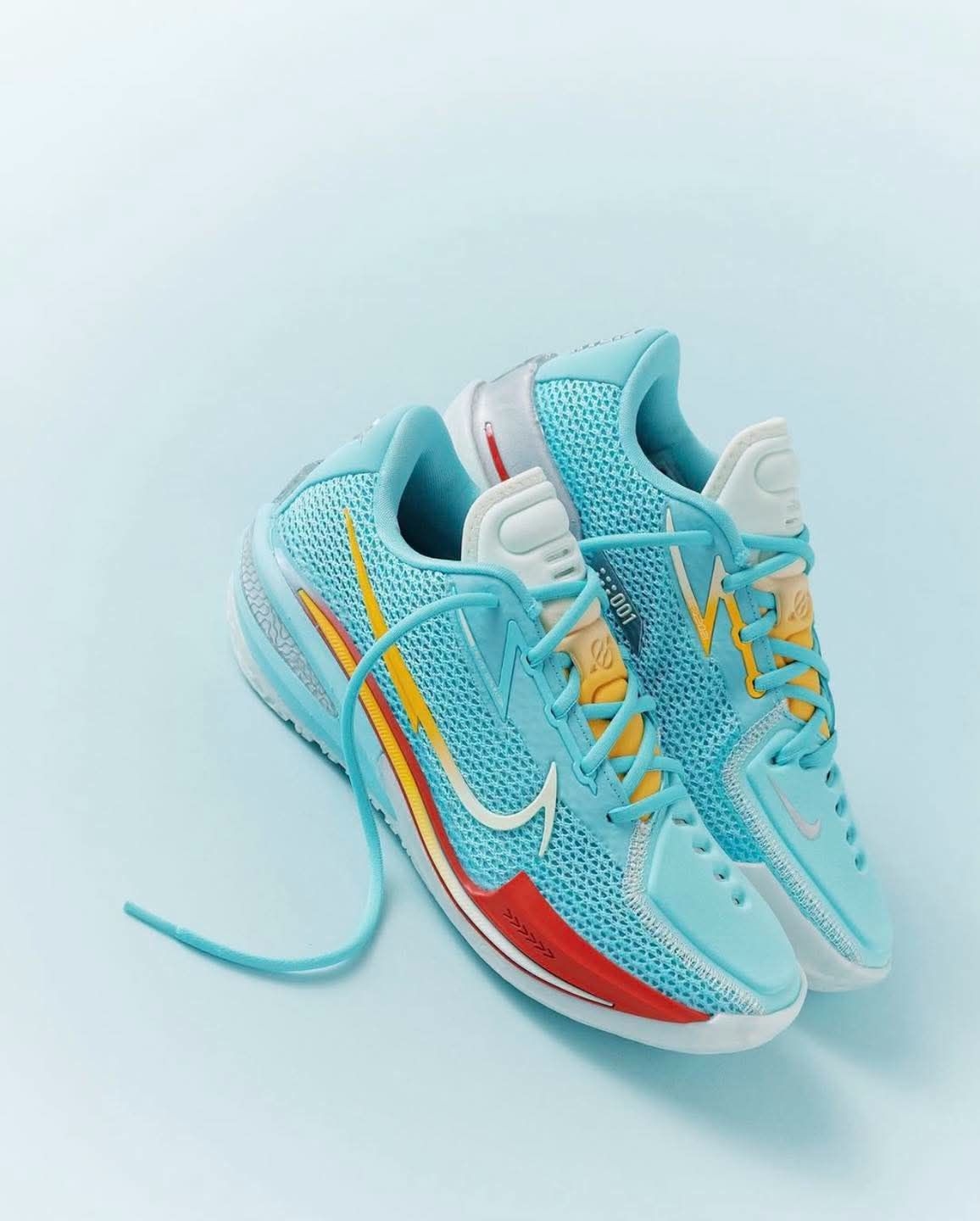 1. Nike GT Cut 1 冰蓝彩蛋配色｜经典旗舰深度解析