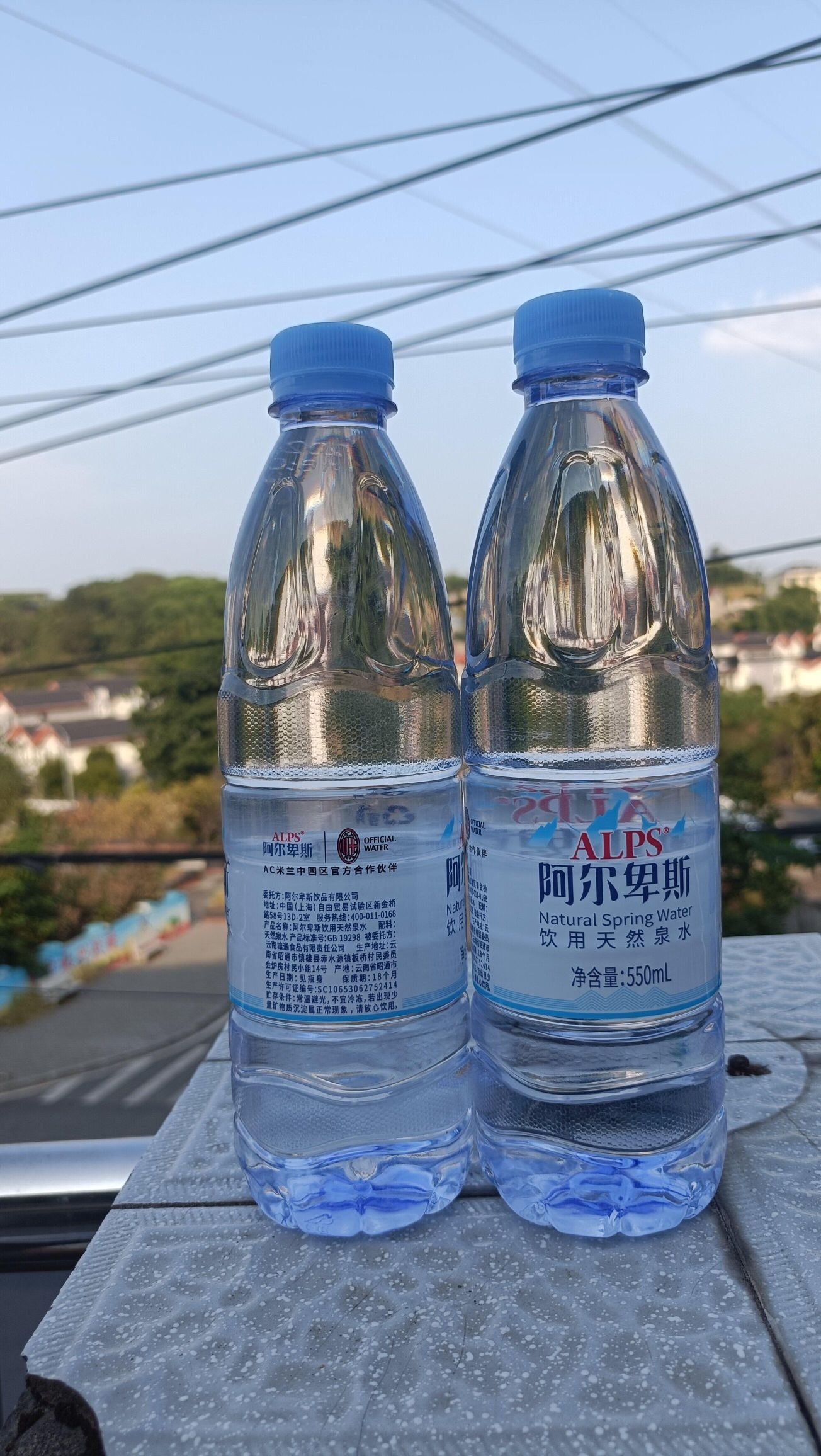  ALPS阿尔卑斯矿泉水，天然矿物水质，瓶装方便，整箱囤货性价比高