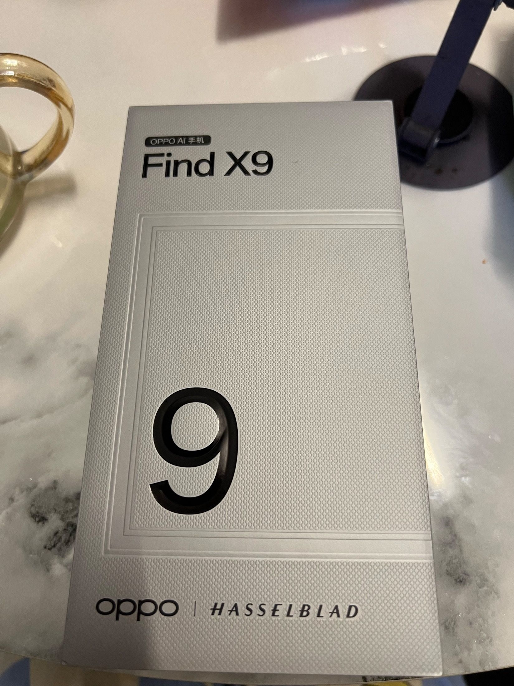 纯白质感拉满｜OPPO Find X9开箱上手