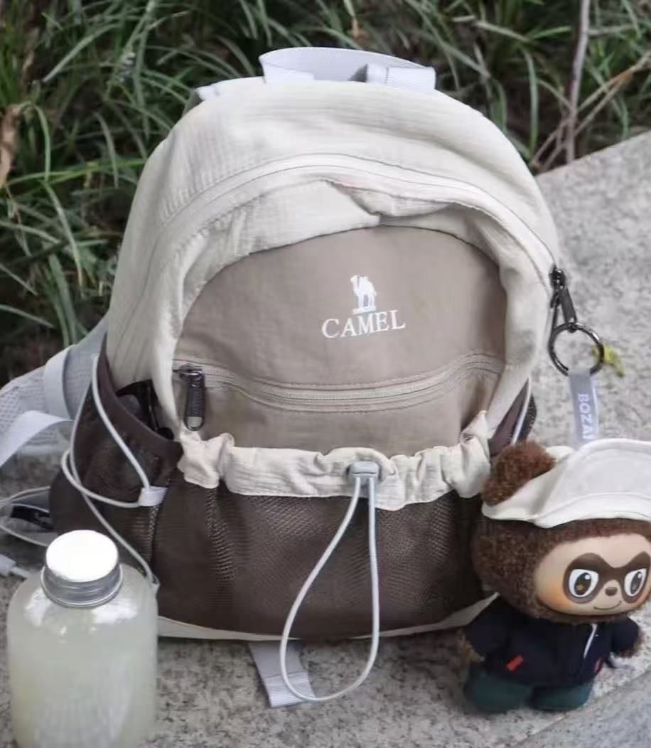 骆驼轻便旅行背包通勤徒步两用
