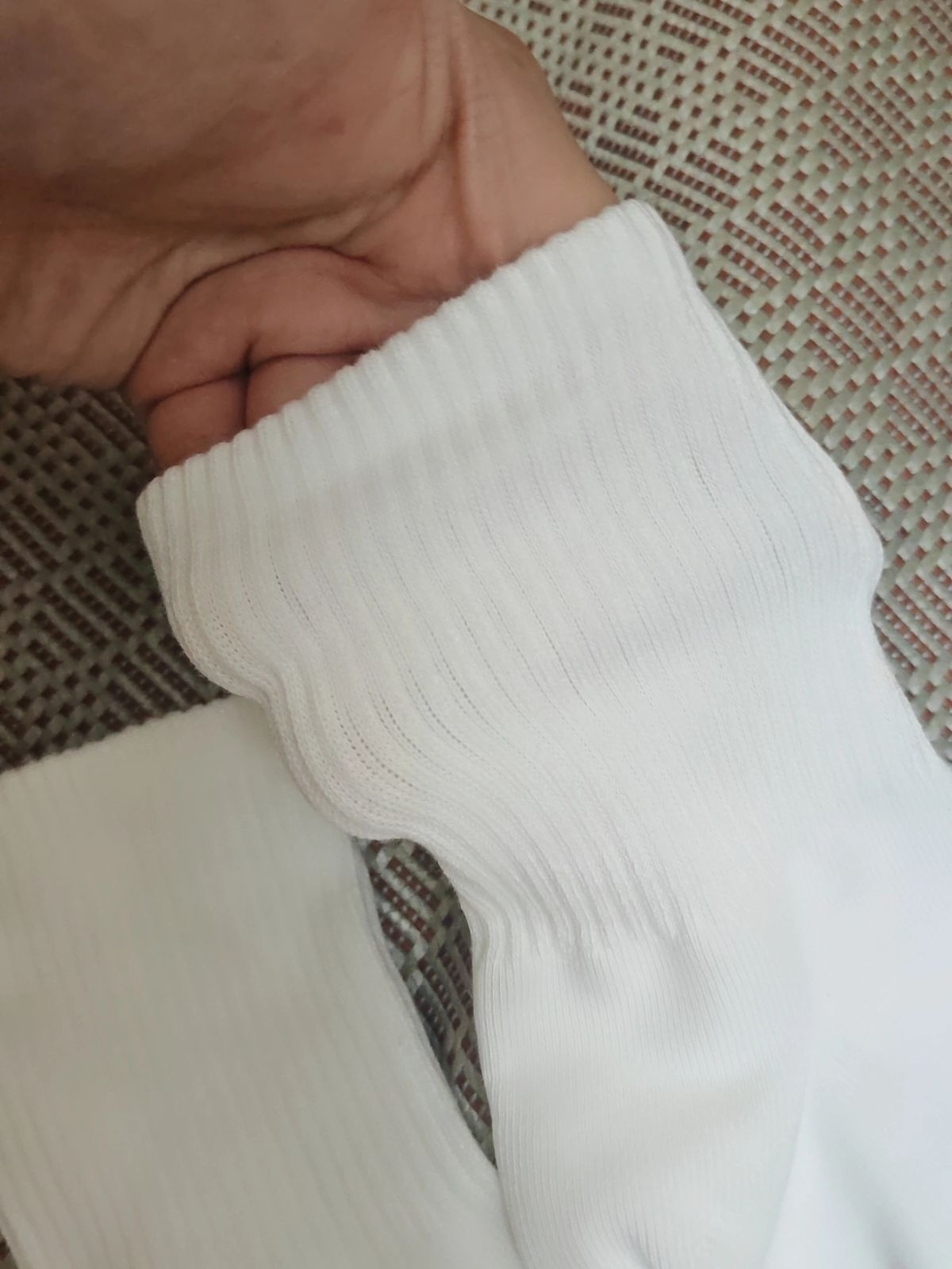 中筒白袜袜
