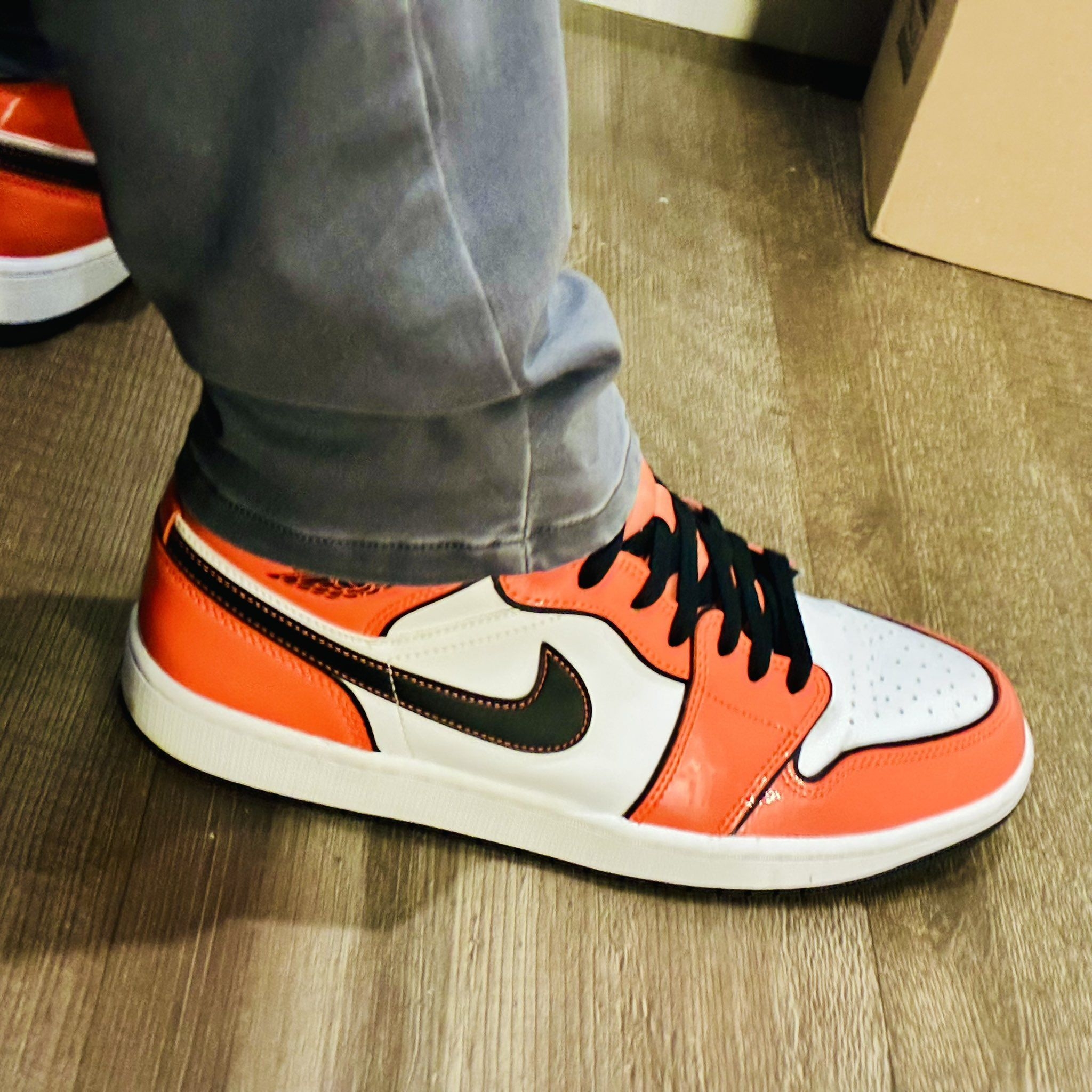 🧡｜AJ1 Mid二次元橙，复古活力拉满