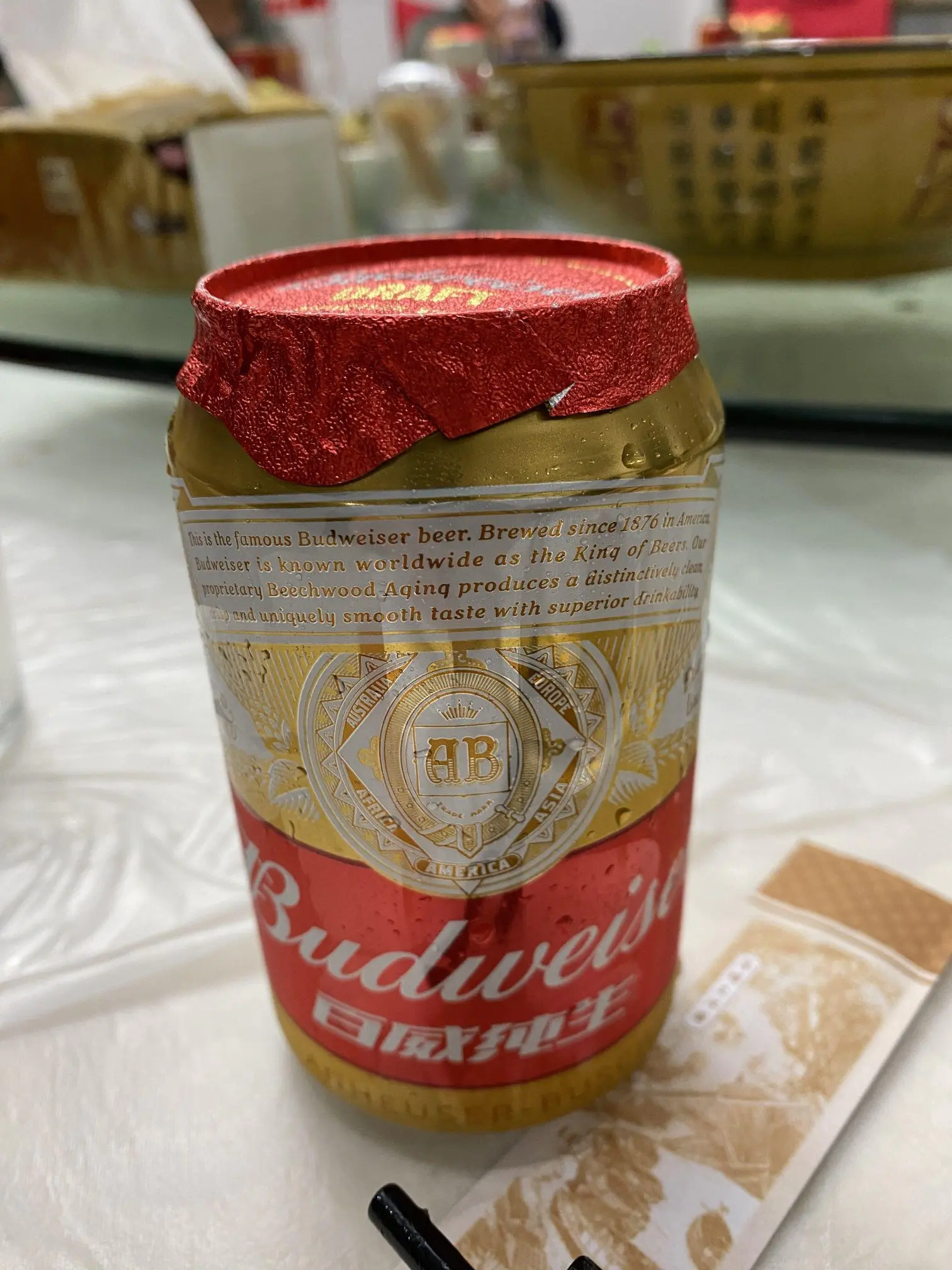 爱喝清爽啤酒看这里,百威纯生,口感顺滑,日常夜宵常备
