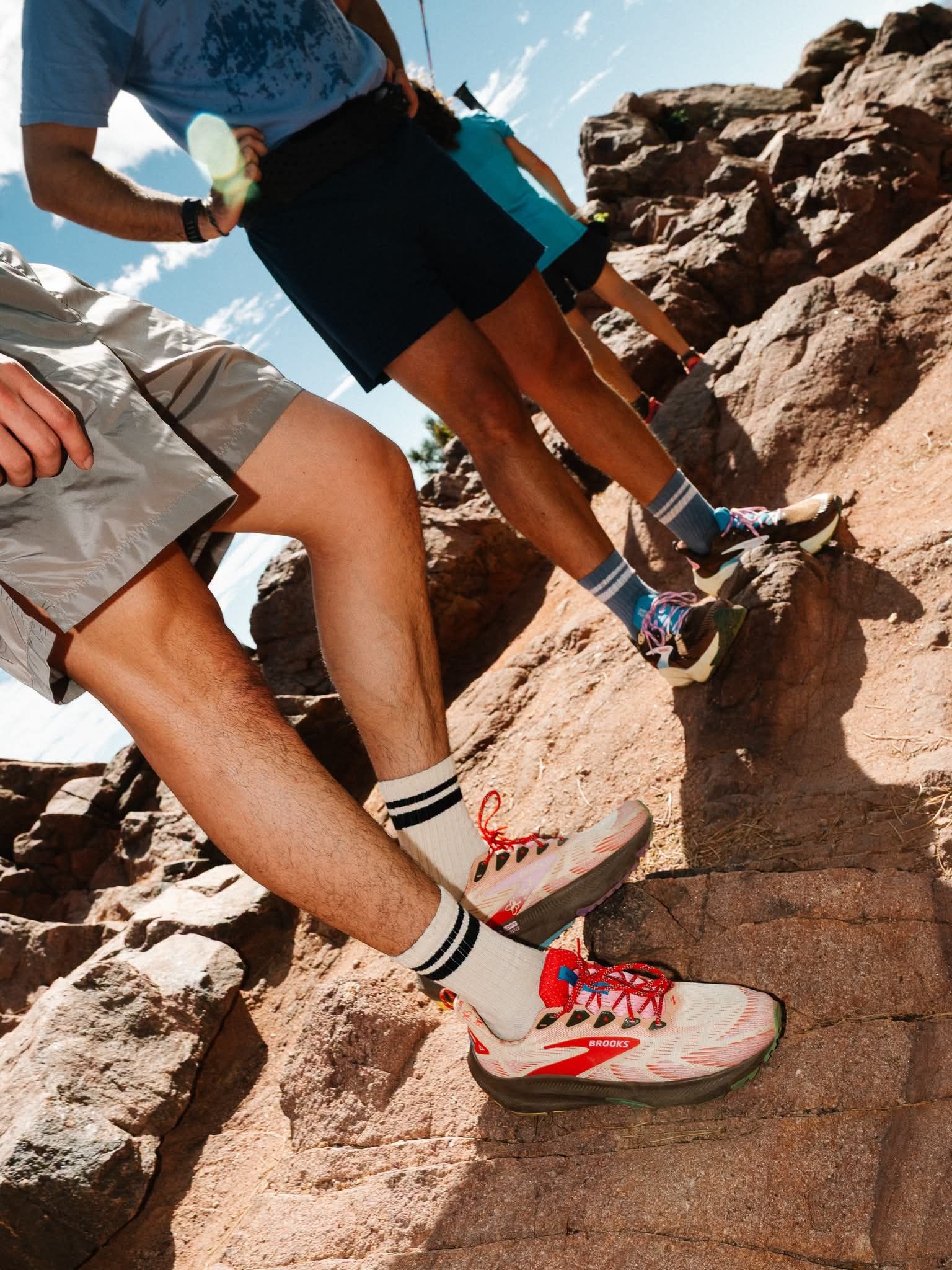 Brooks Ghost Trail联名款,高颜值厚底,女生越野慢跑休闲鞋