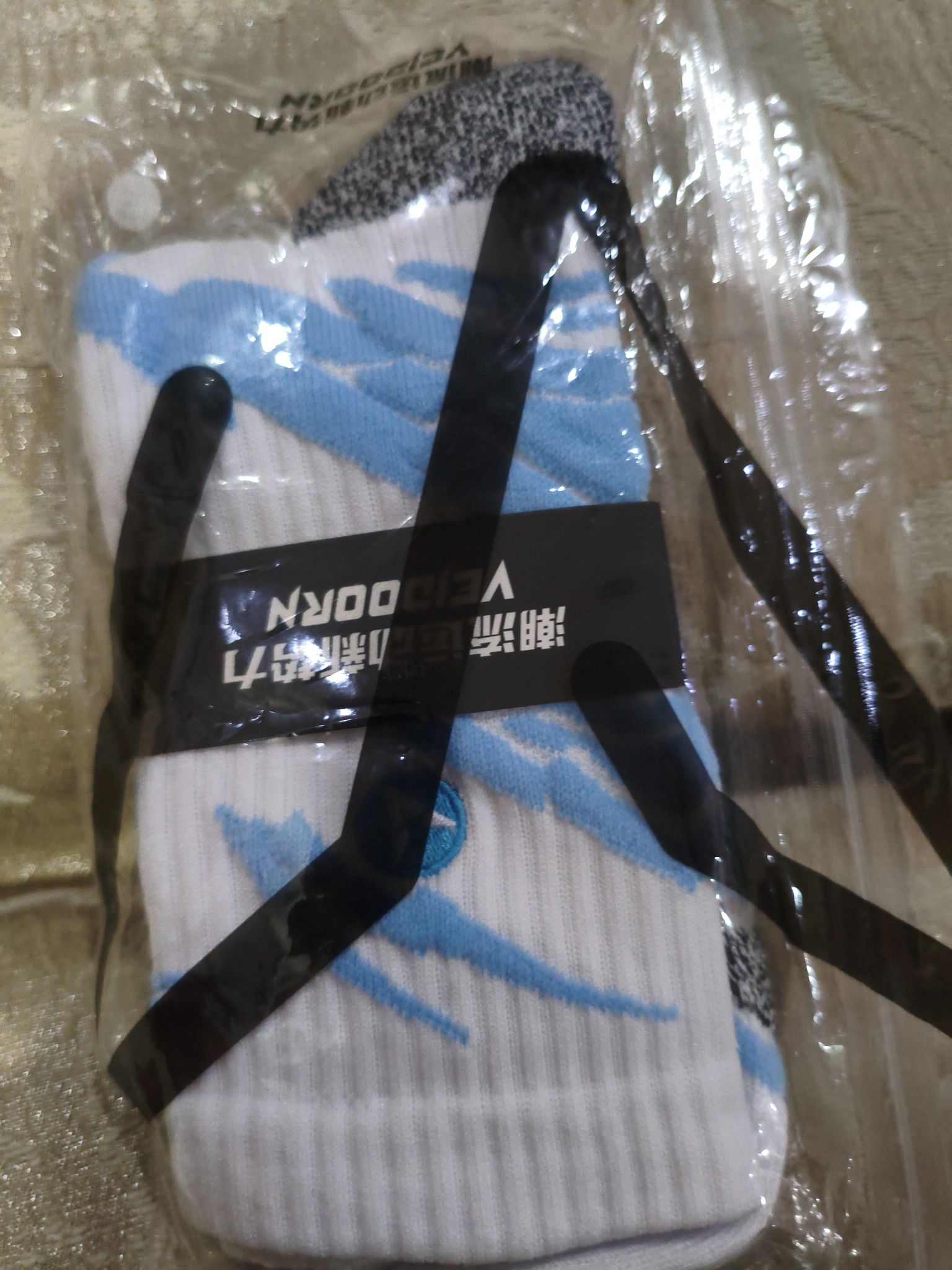 维动牌袜子