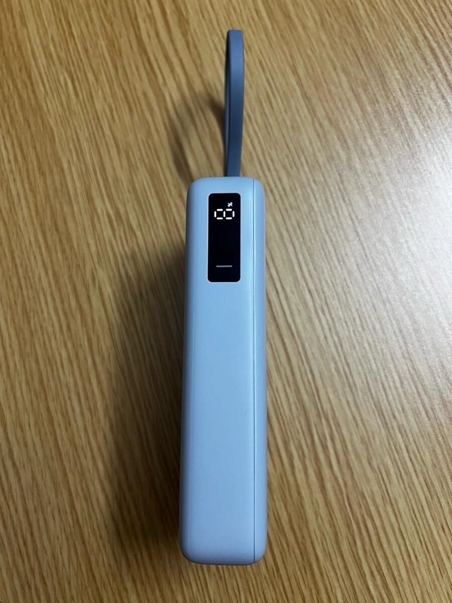 通勤出行神器!67W快充移动电源,自带线,轻巧不笨重