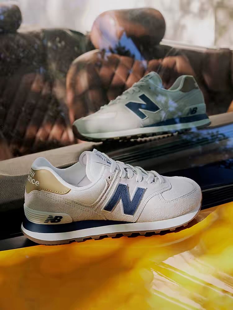 . 万年经典NB574!日常通勤百搭神鞋. 谁还没拥有这双复古灰蓝NB574