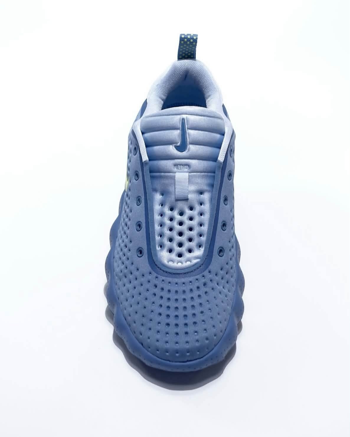 Nike Mind 002，Mind 系列第二代足底唤醒拖鞋
