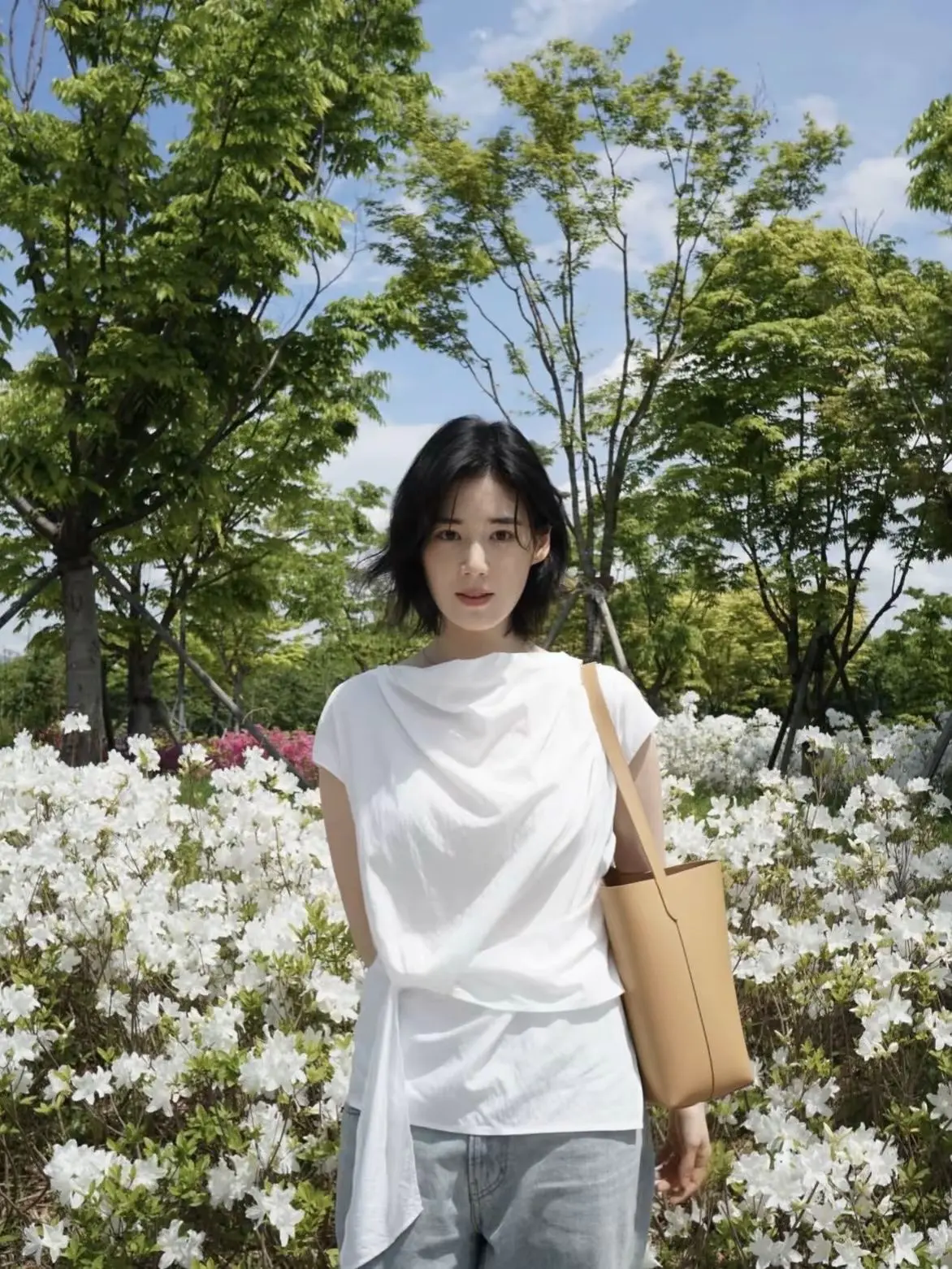 韩系松弛通勤|郑恩彩同款荡领无袖上衣,日常出游都能穿✨