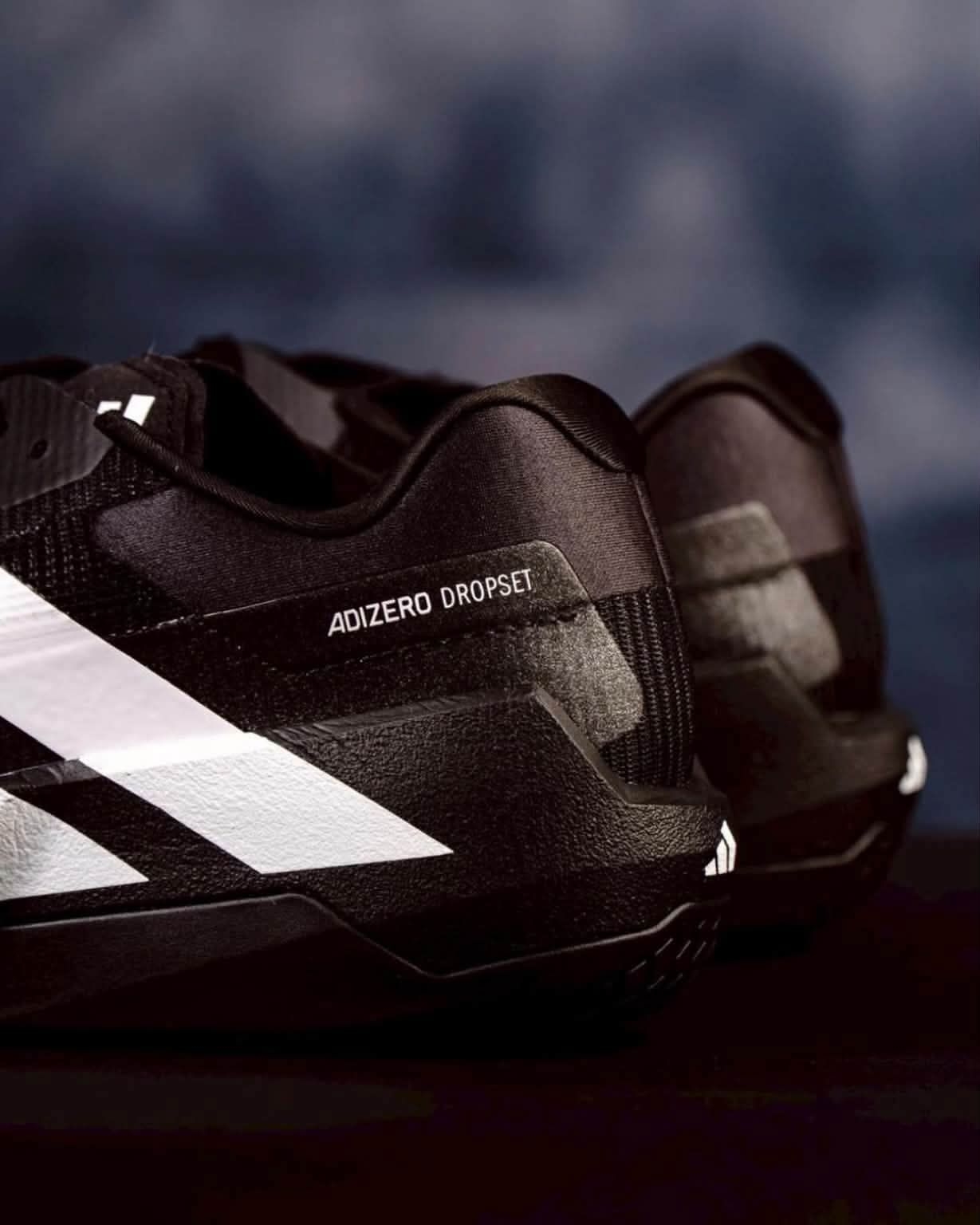 Adidas Adizero DropSet 黑白 全能综合训练鞋