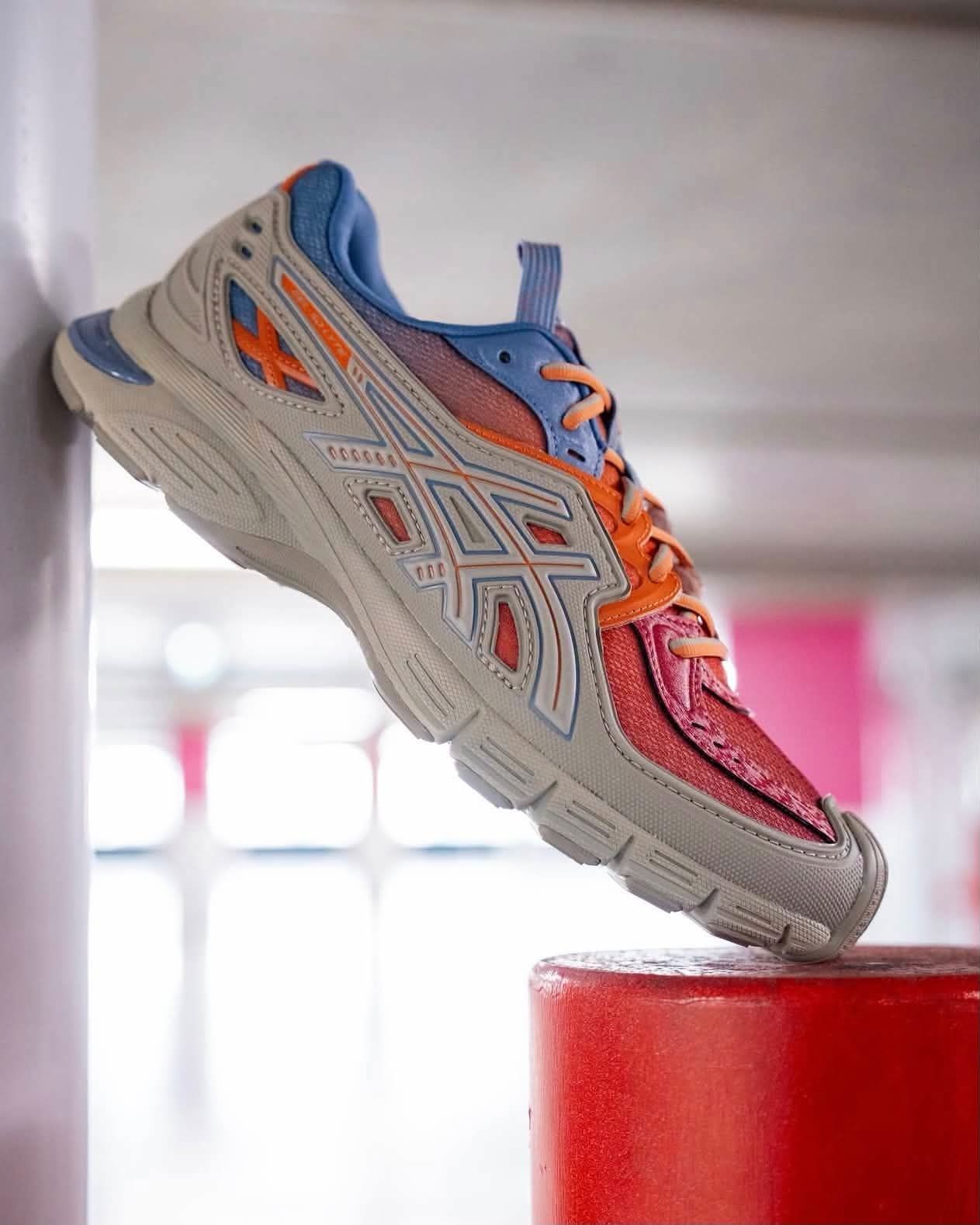 ASICS × KIKO UB13‑S 橙红撞色 复古机能狠鞋
