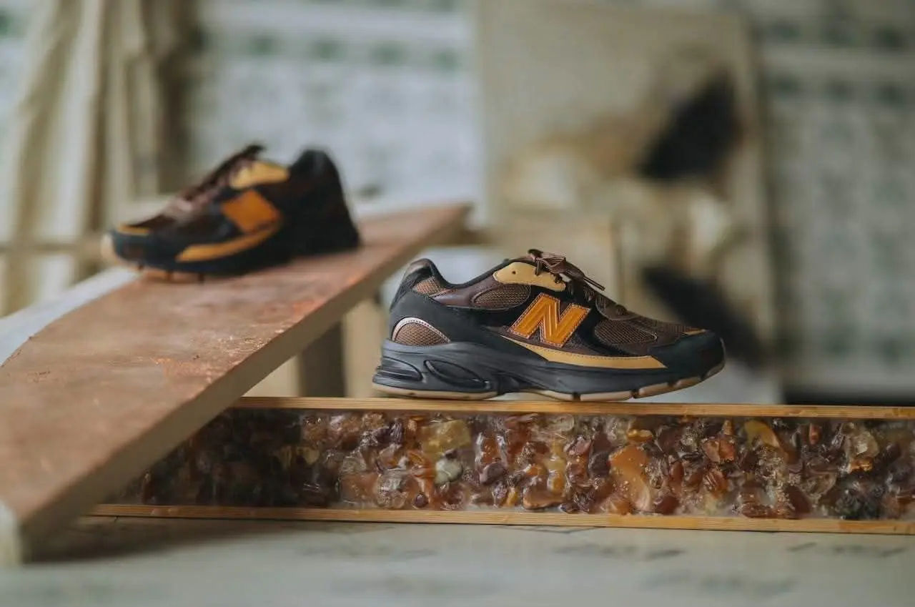 New Balance 2010 x LM.RT 深棕工匠复古跑鞋