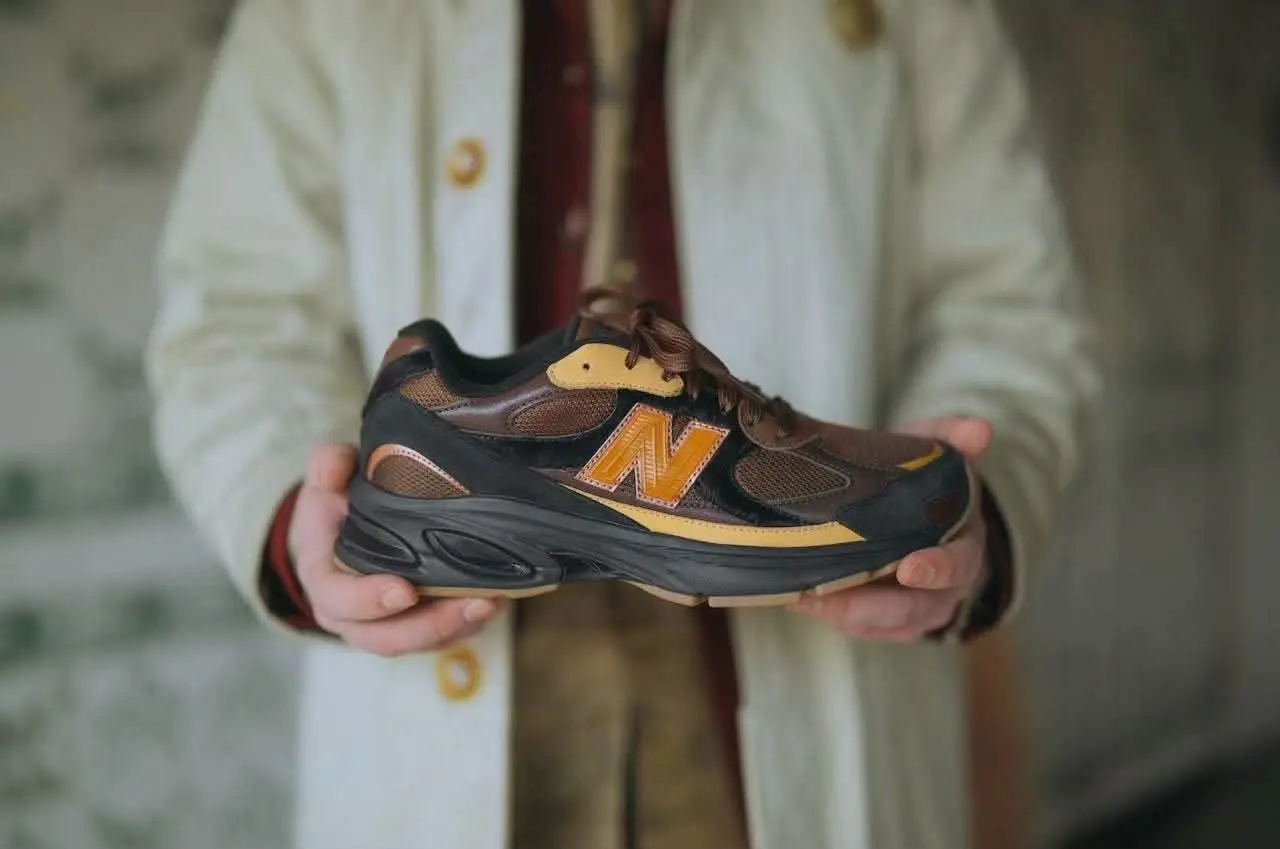 New Balance 2010 x LM.RT 深棕工匠复古跑鞋