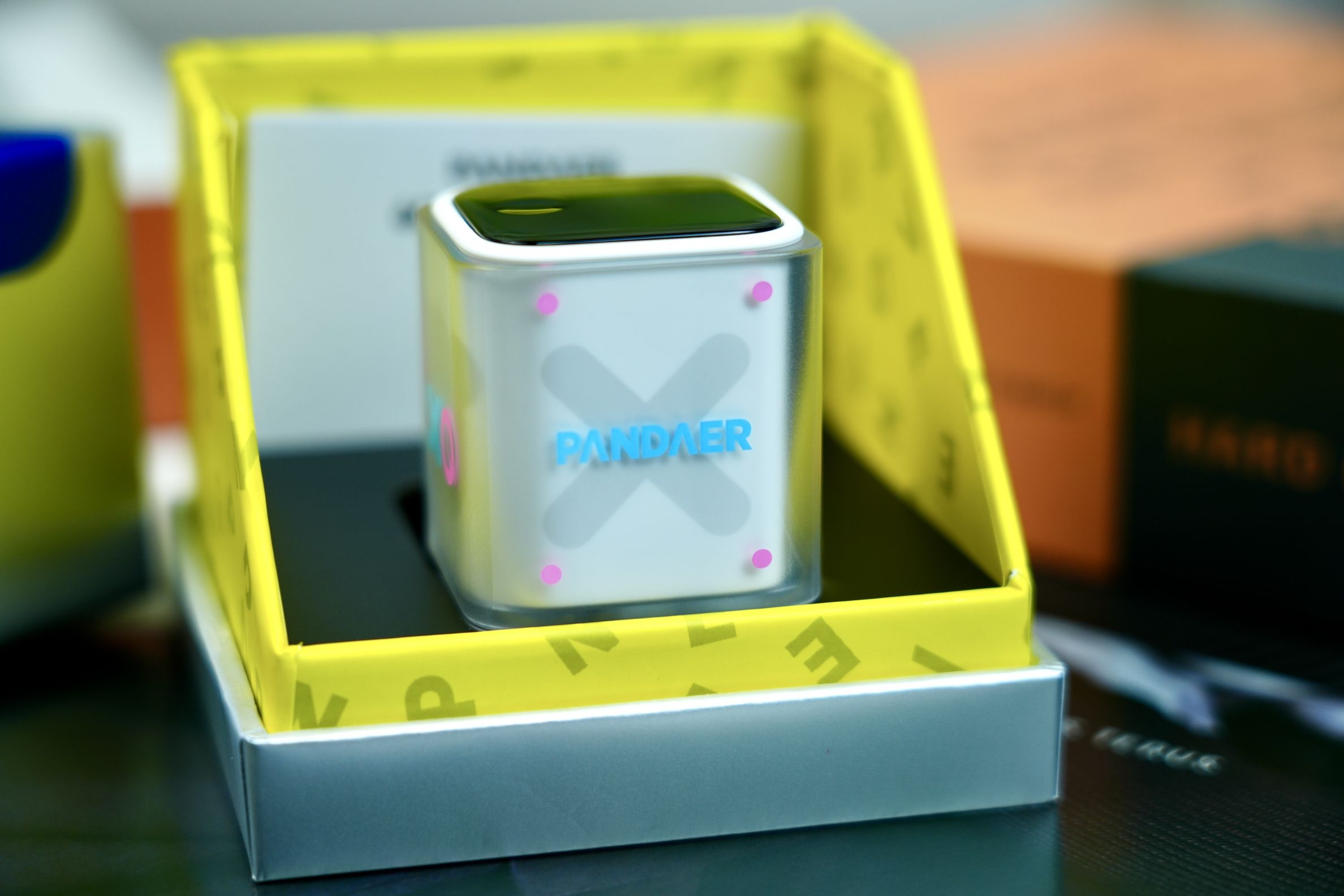 PANDAER 60W 屏显充开箱