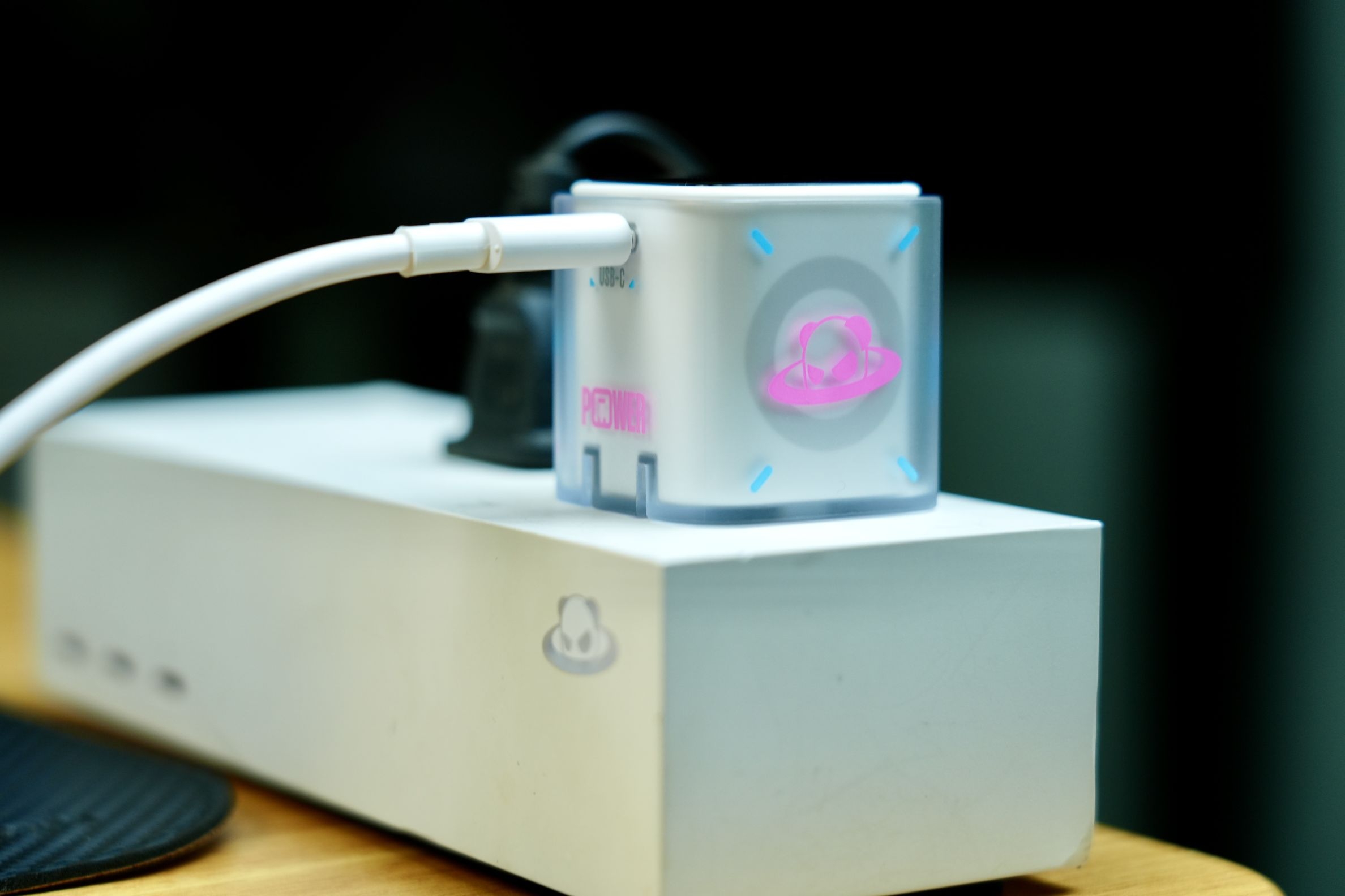 PANDAER 60W 屏显充开箱