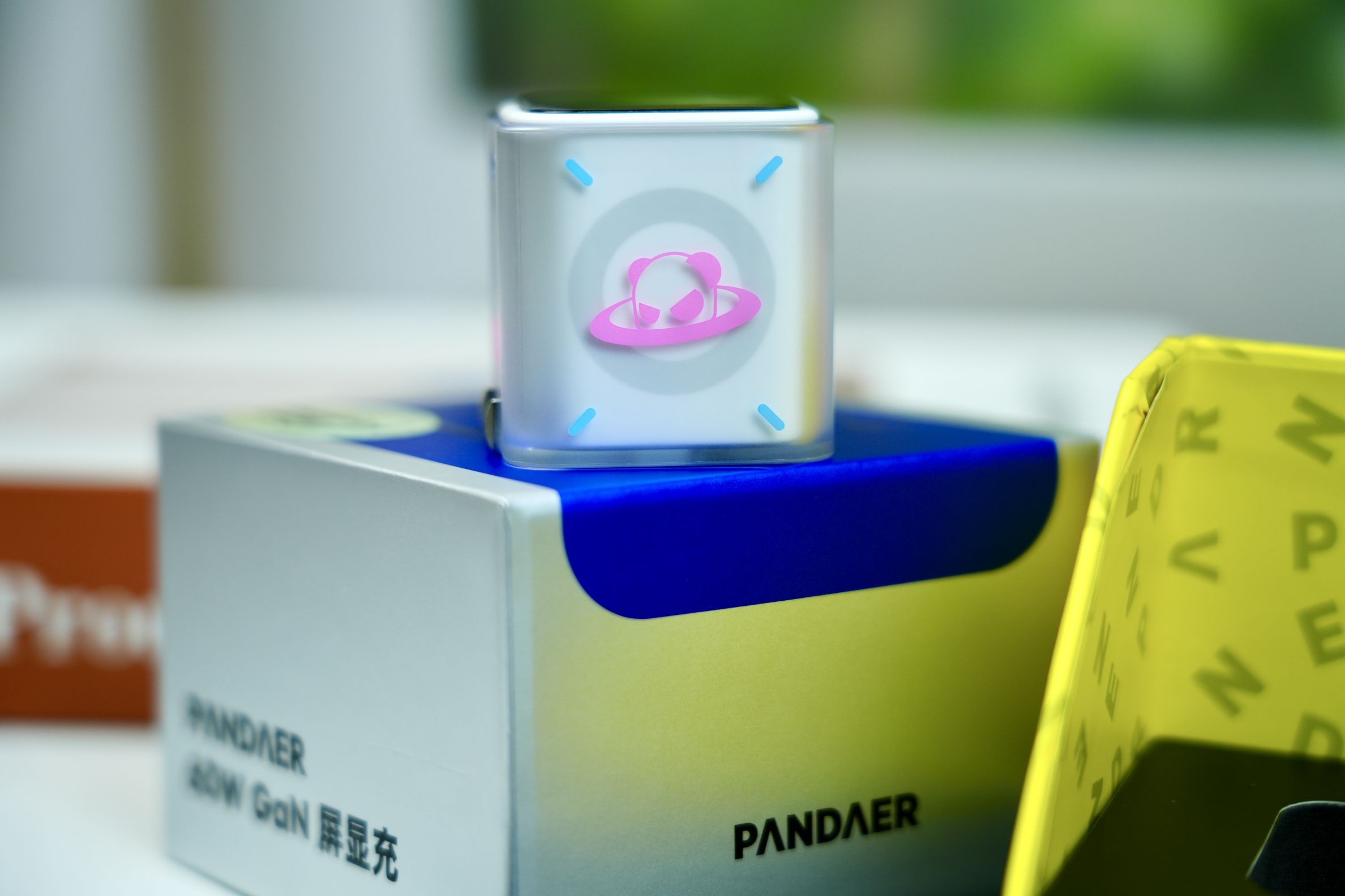 PANDAER 60W 屏显充开箱