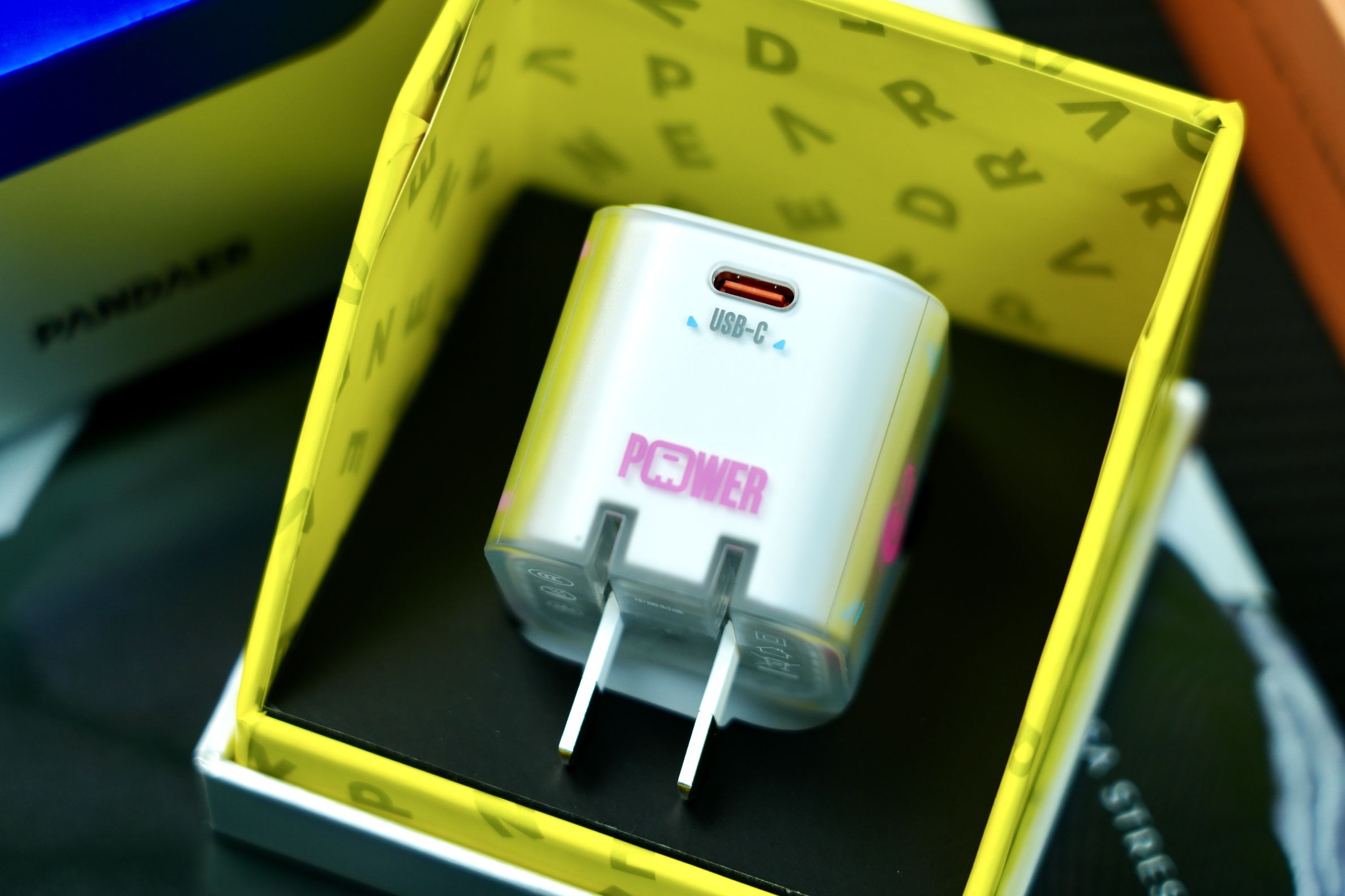 PANDAER 60W 屏显充开箱