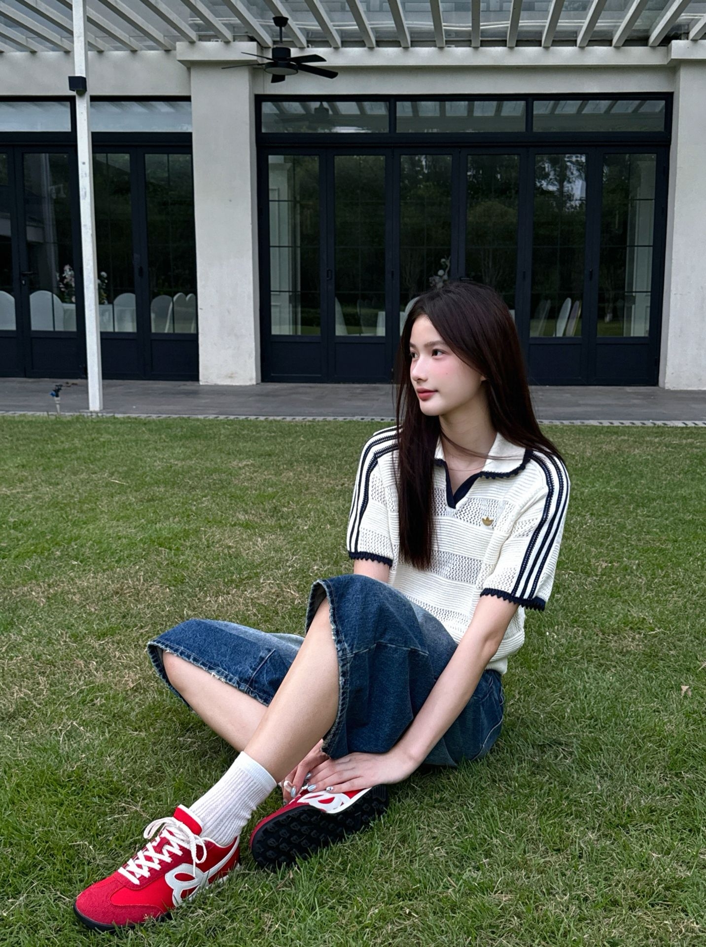 松弛感 | 红白配色清爽又吸睛