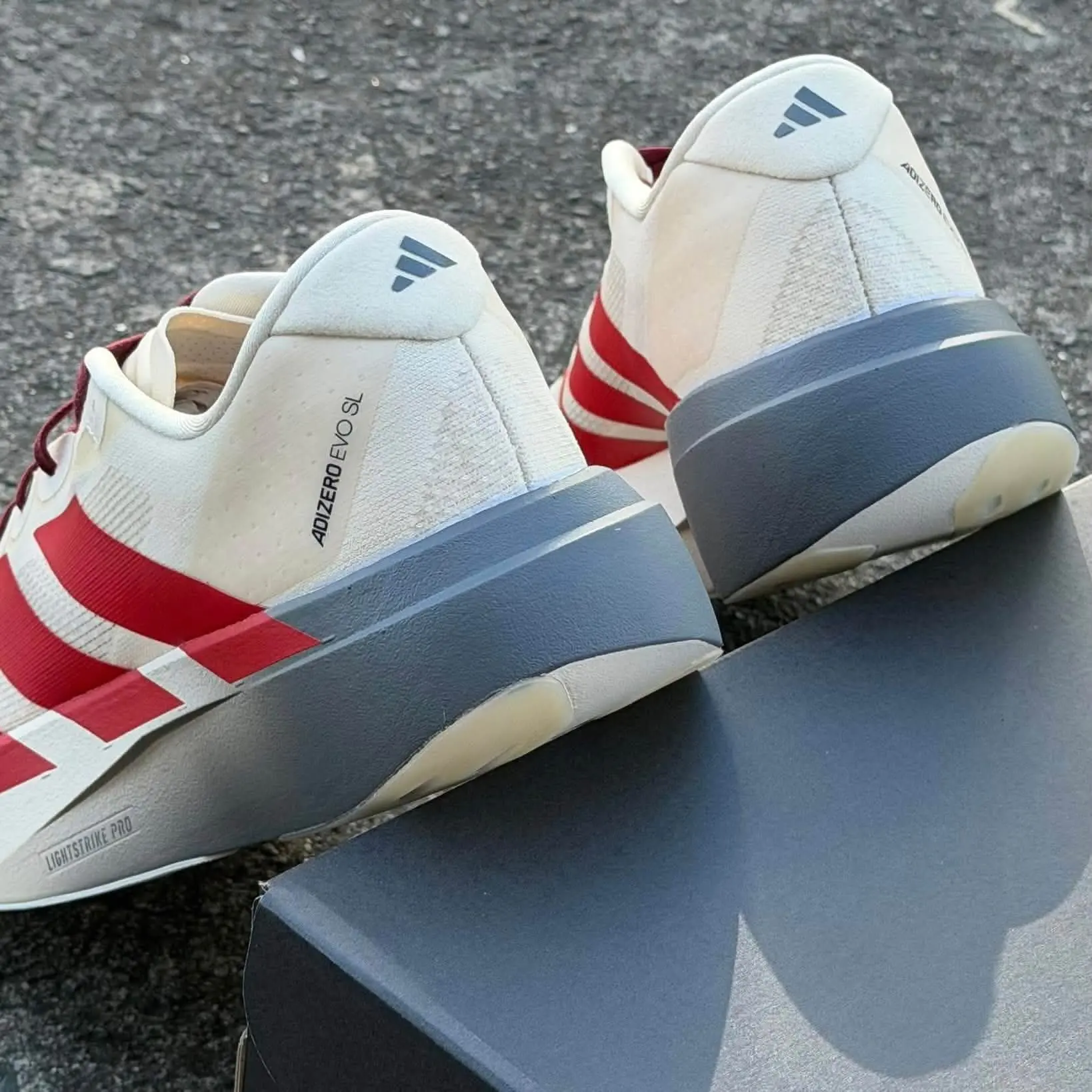 adidas Adizero Evo SL|米红竞速跑鞋 简约又能打