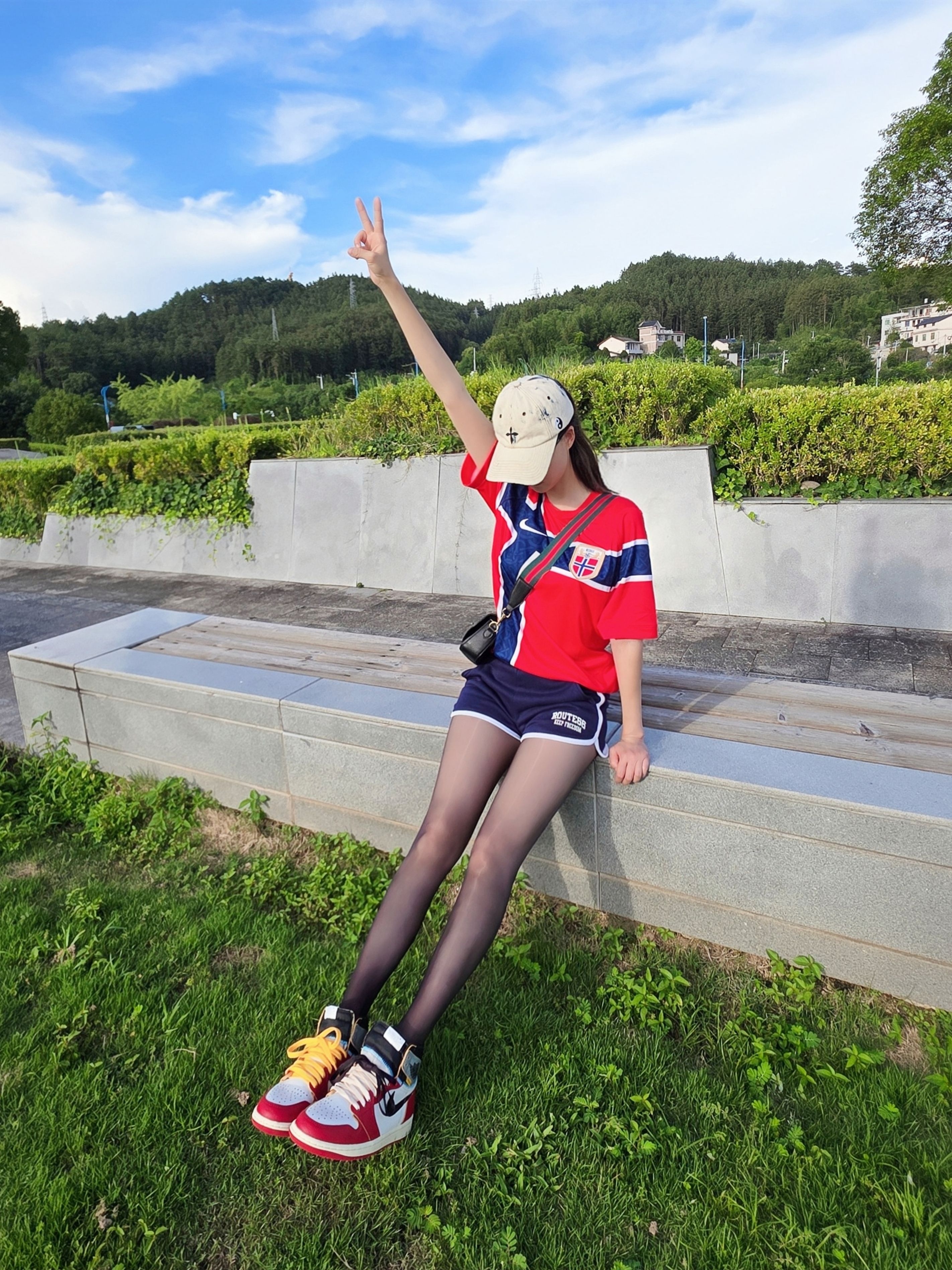 夏天还没穿够｜复古轻辣运动风OOTD～
