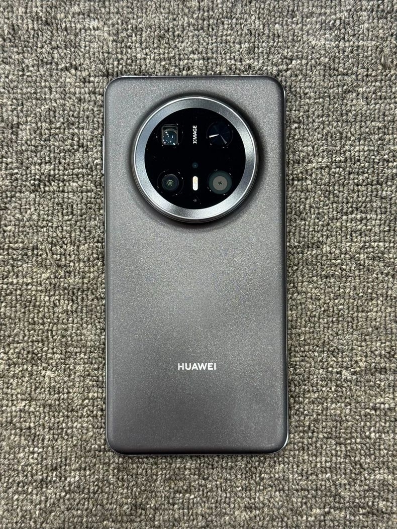 华为还是心软了，麒麟9020+512GB+北斗卫星，售价一跌再跌
