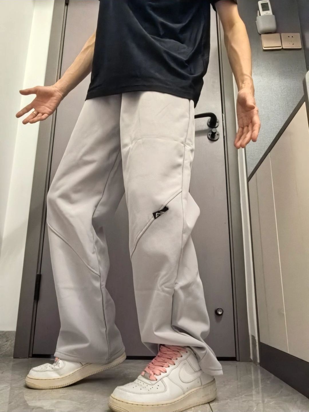 维动折跃梭织防风长裤🎈