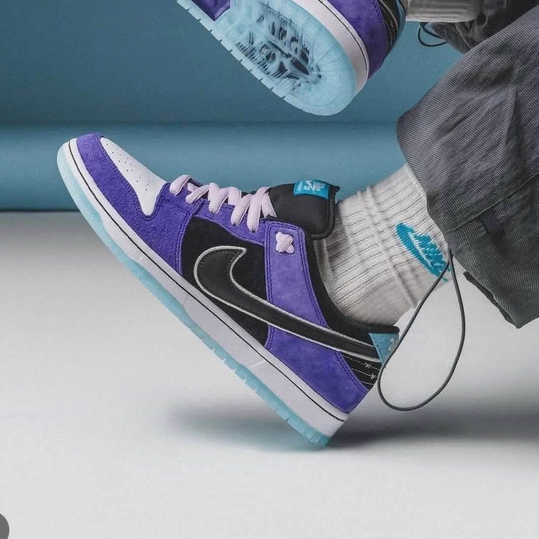 Hayley Wilson 联名 SB Dunk Low，紫黑冰蓝太顶