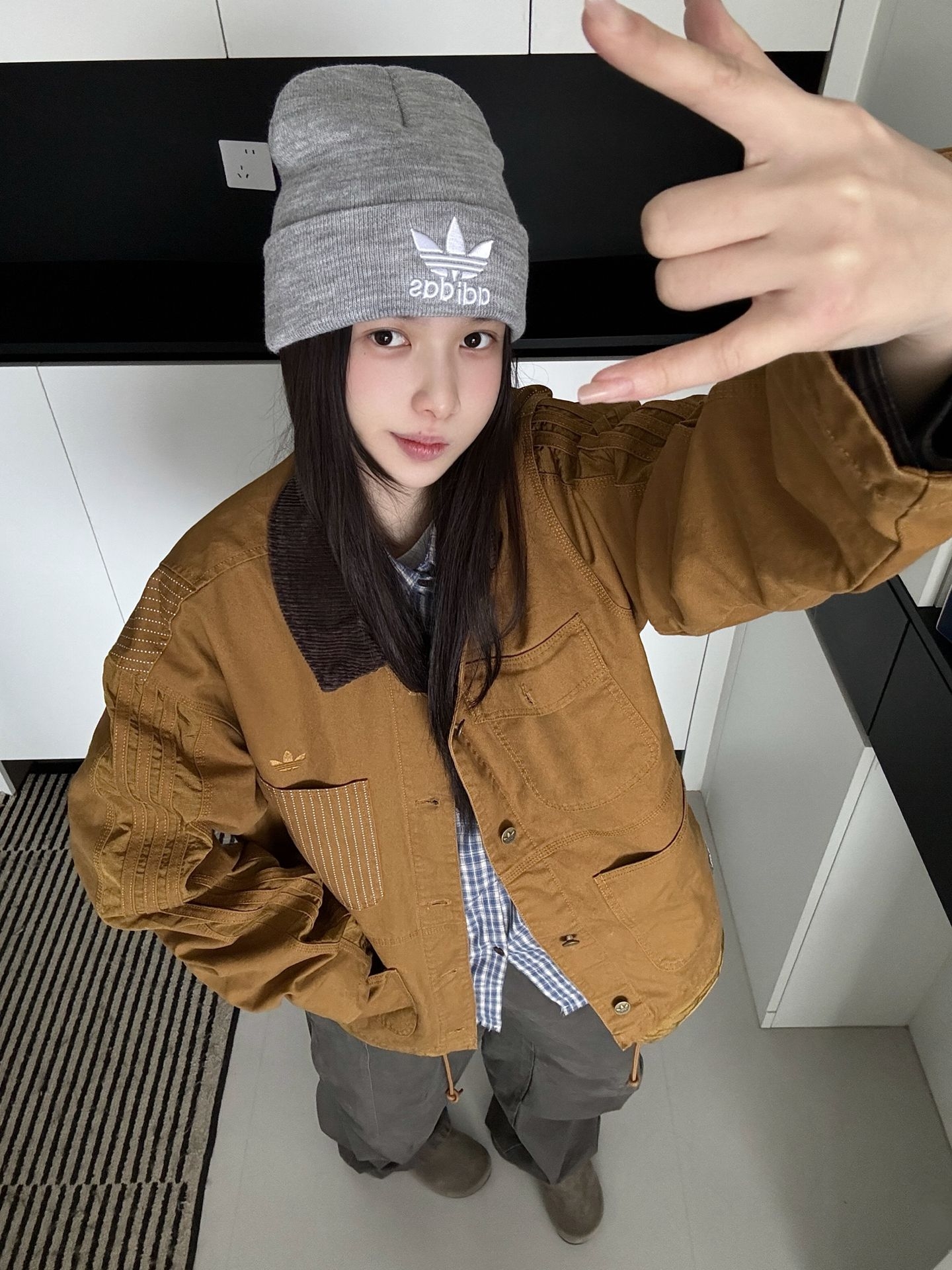 焦糖色工装酷妹穿博肯半拖休闲出街