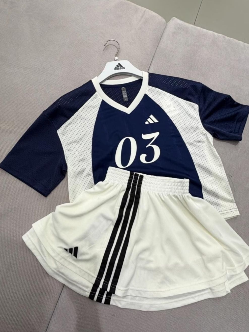 adidas女子TIRO球衣短袖