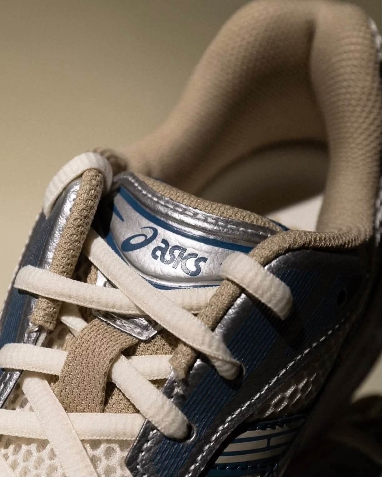 贵气复古顶配!ASICS Kayano14银金蓝静物细节鉴赏