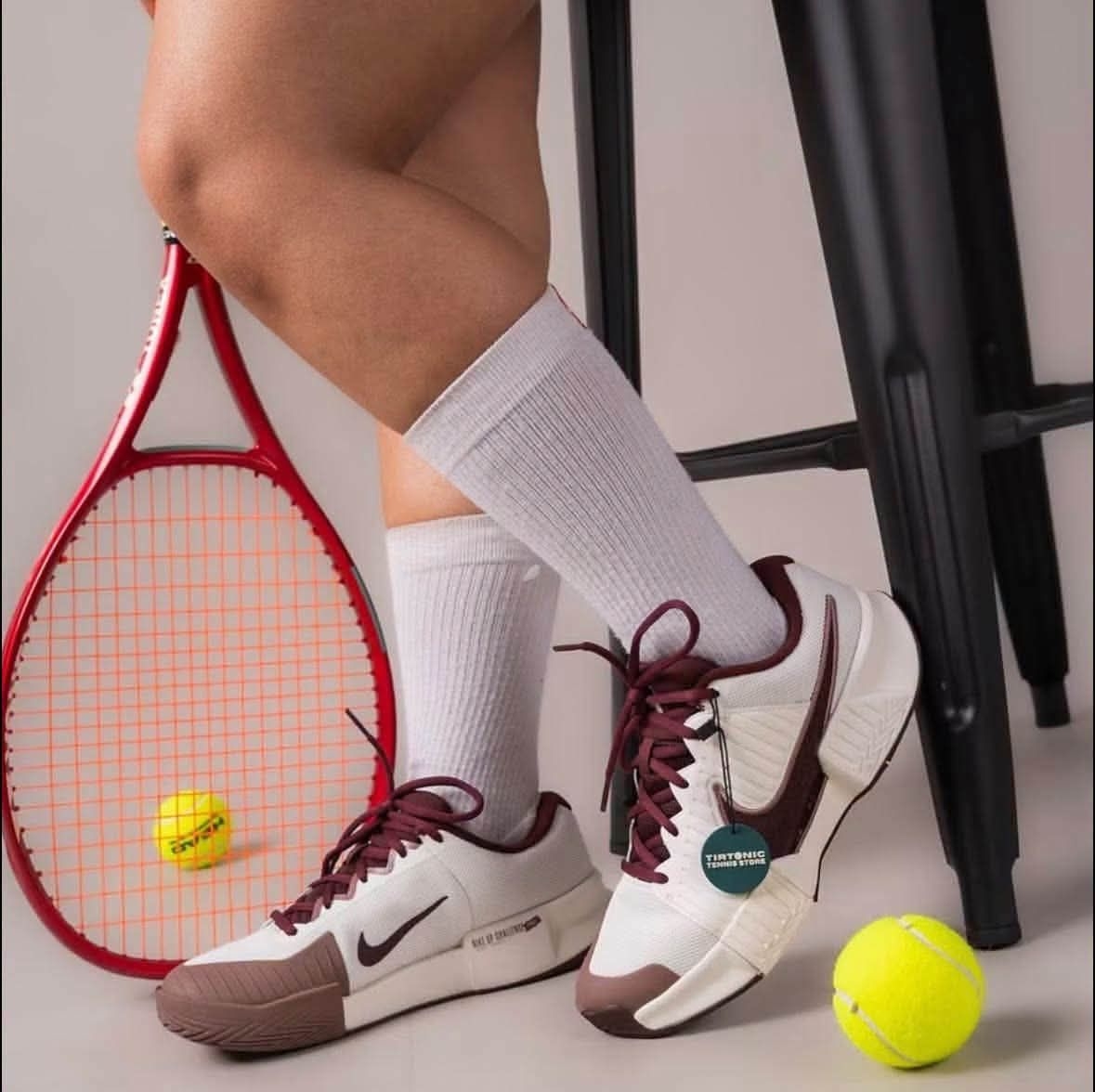网球人本命战靴｜Nike GP Challenge Pro米白酒红上脚
