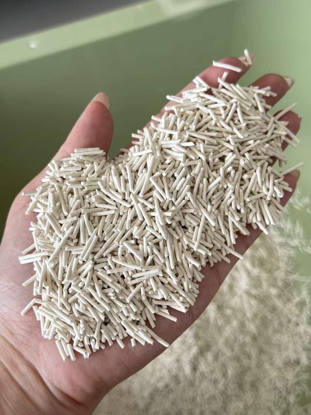 结团快可冲厕 铲屎清理省事很多