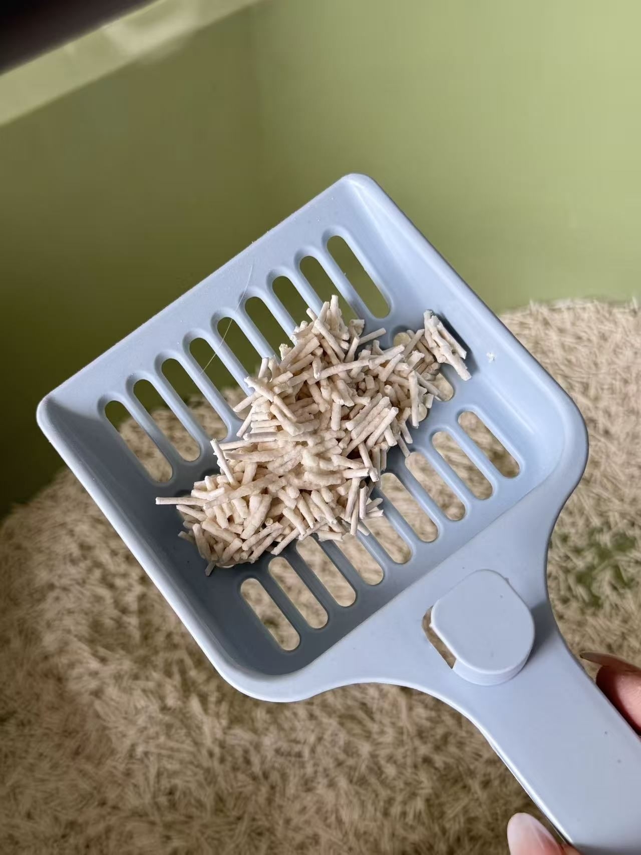 结团快可冲厕 铲屎清理省事很多