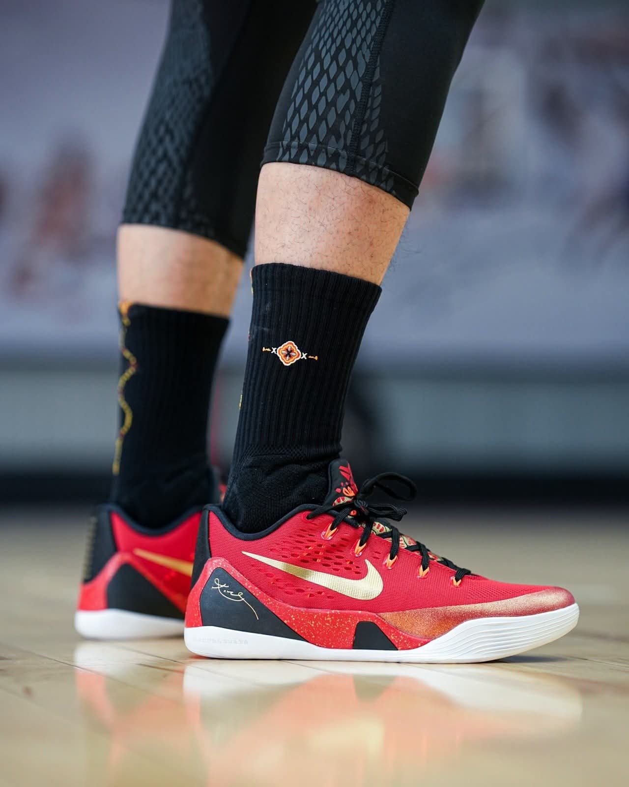 Kobe9 Low Protro中国红｜ZK9低帮中国限定全方位解析