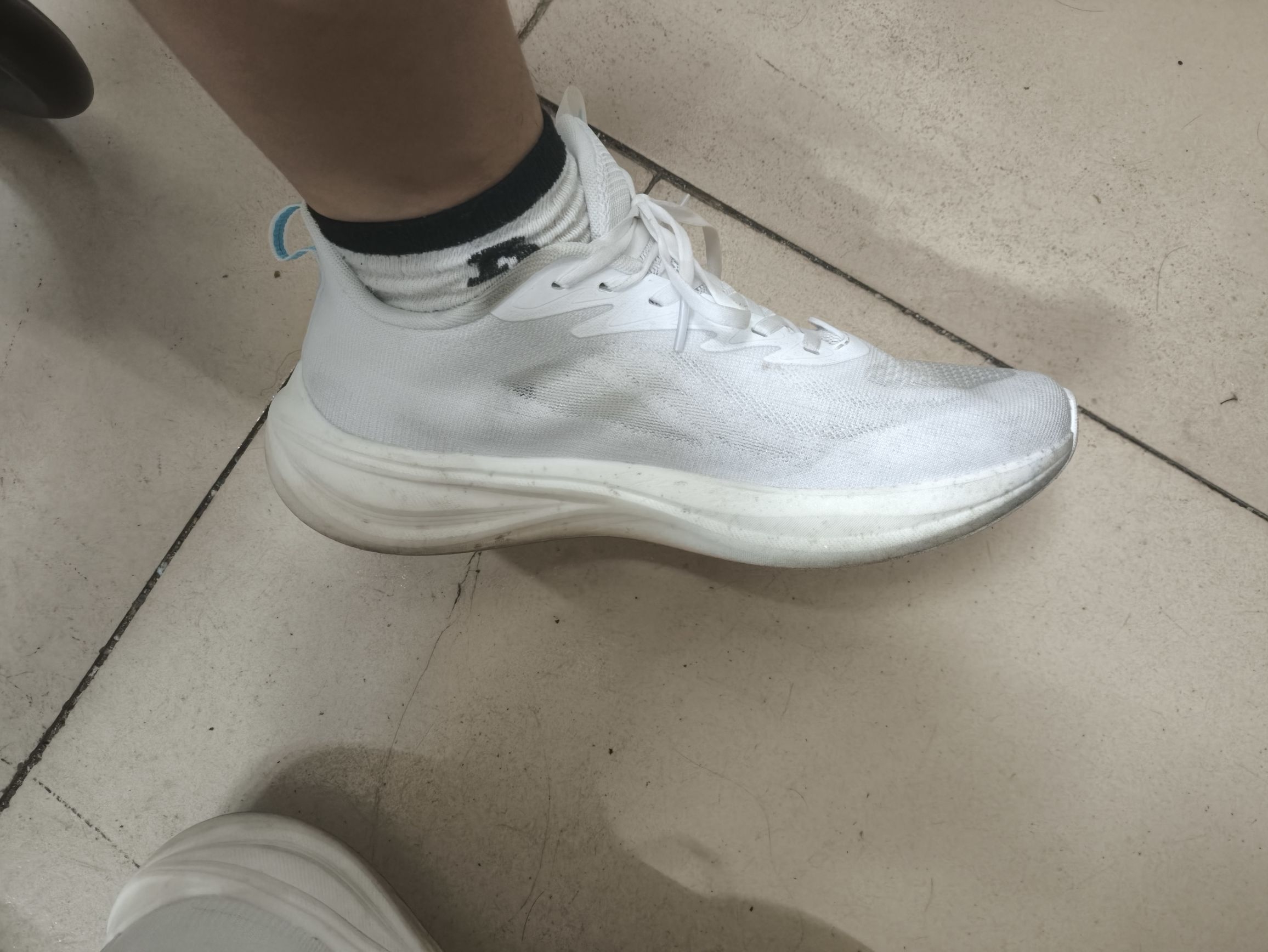 乔丹的跑鞋