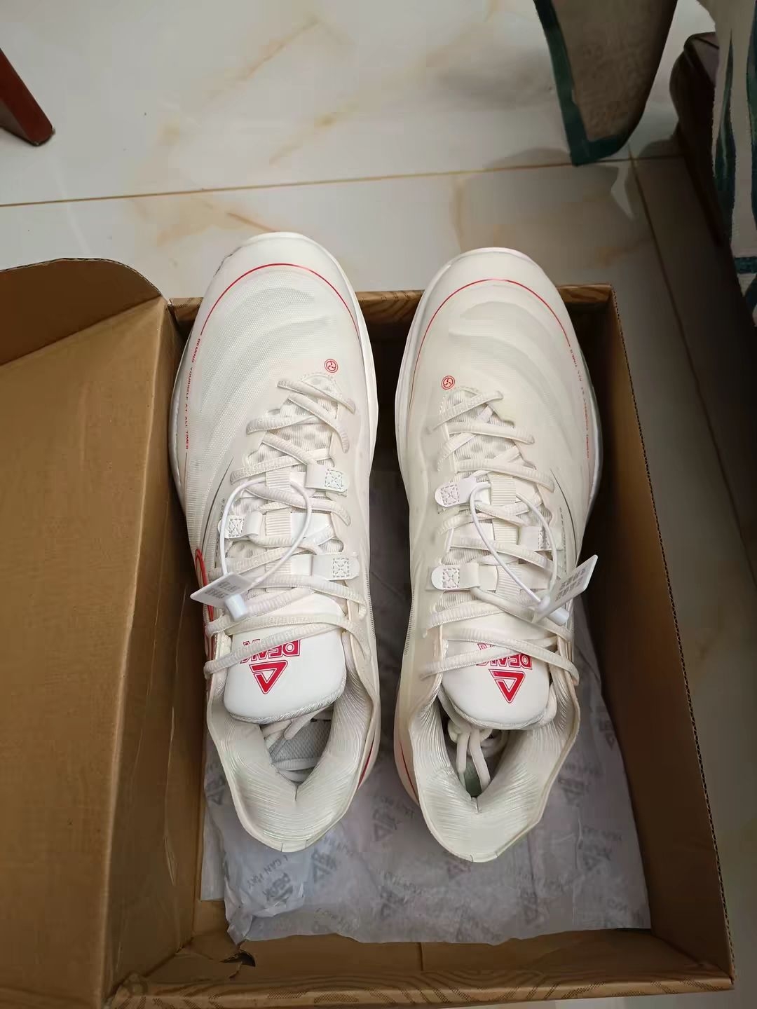 匹克轻灵3.0后卫好鞋!