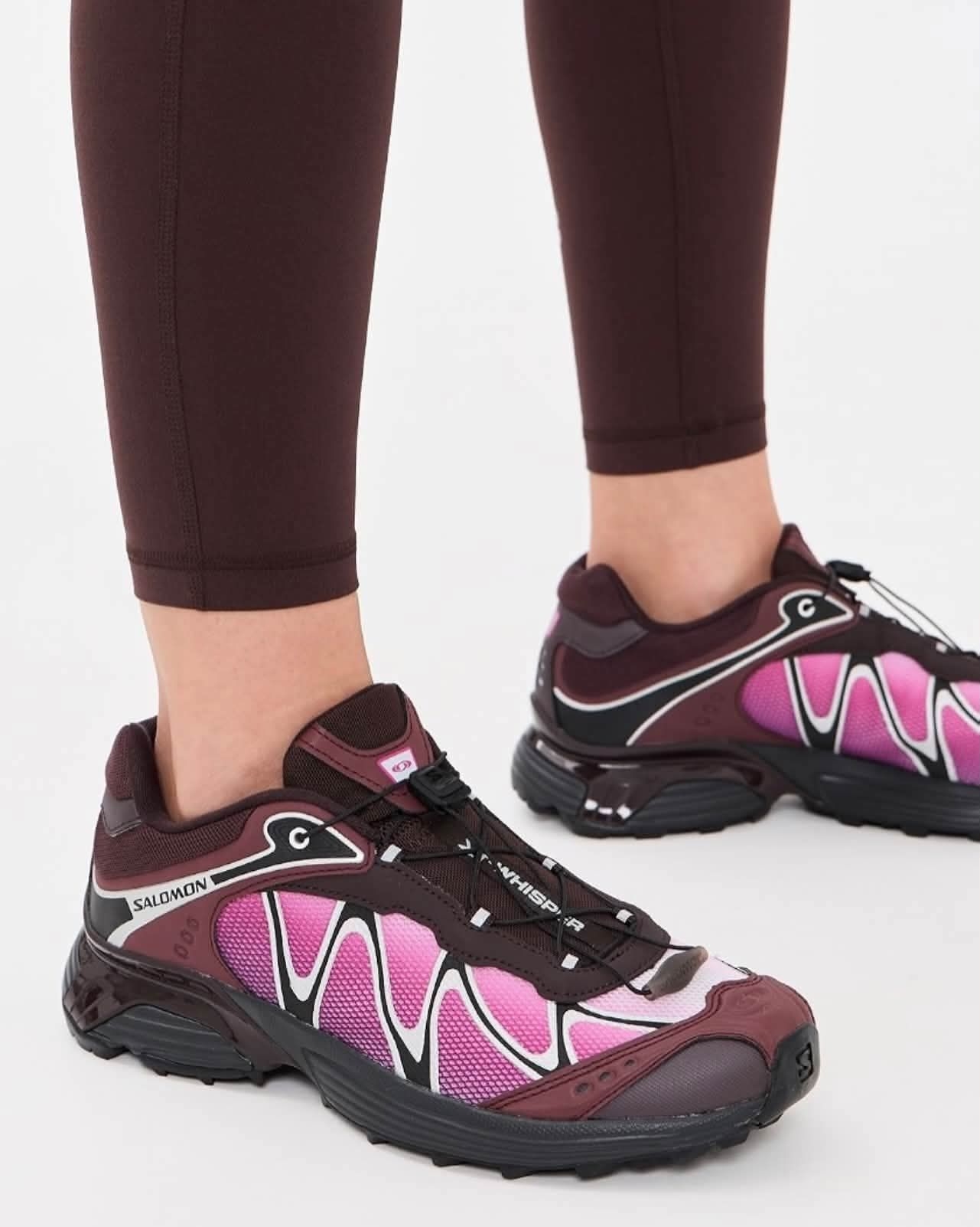 甜酷户外风｜Salomon XT‑Whisper棕粉配色太有质感