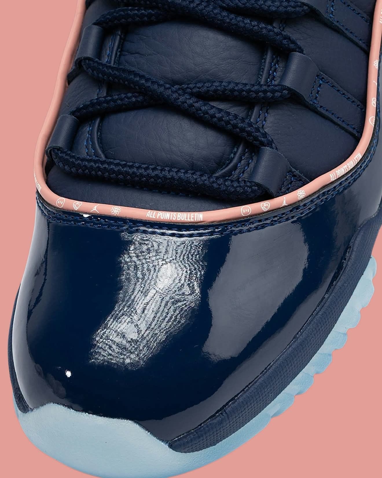 温柔撞色!Air Jordan 11 Low 藏青裸粉低帮