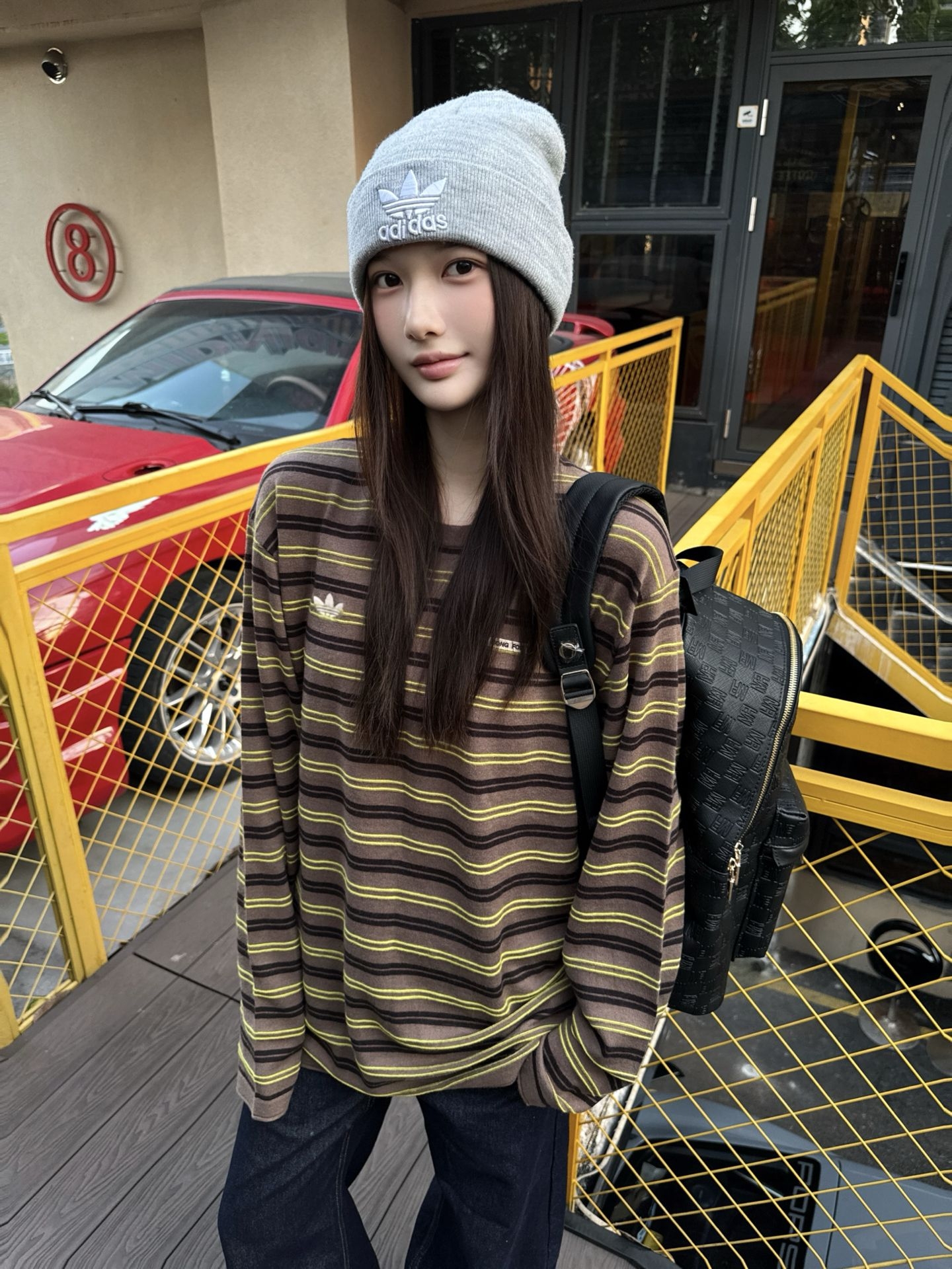 复古条纹+压纹双肩包美式出街look