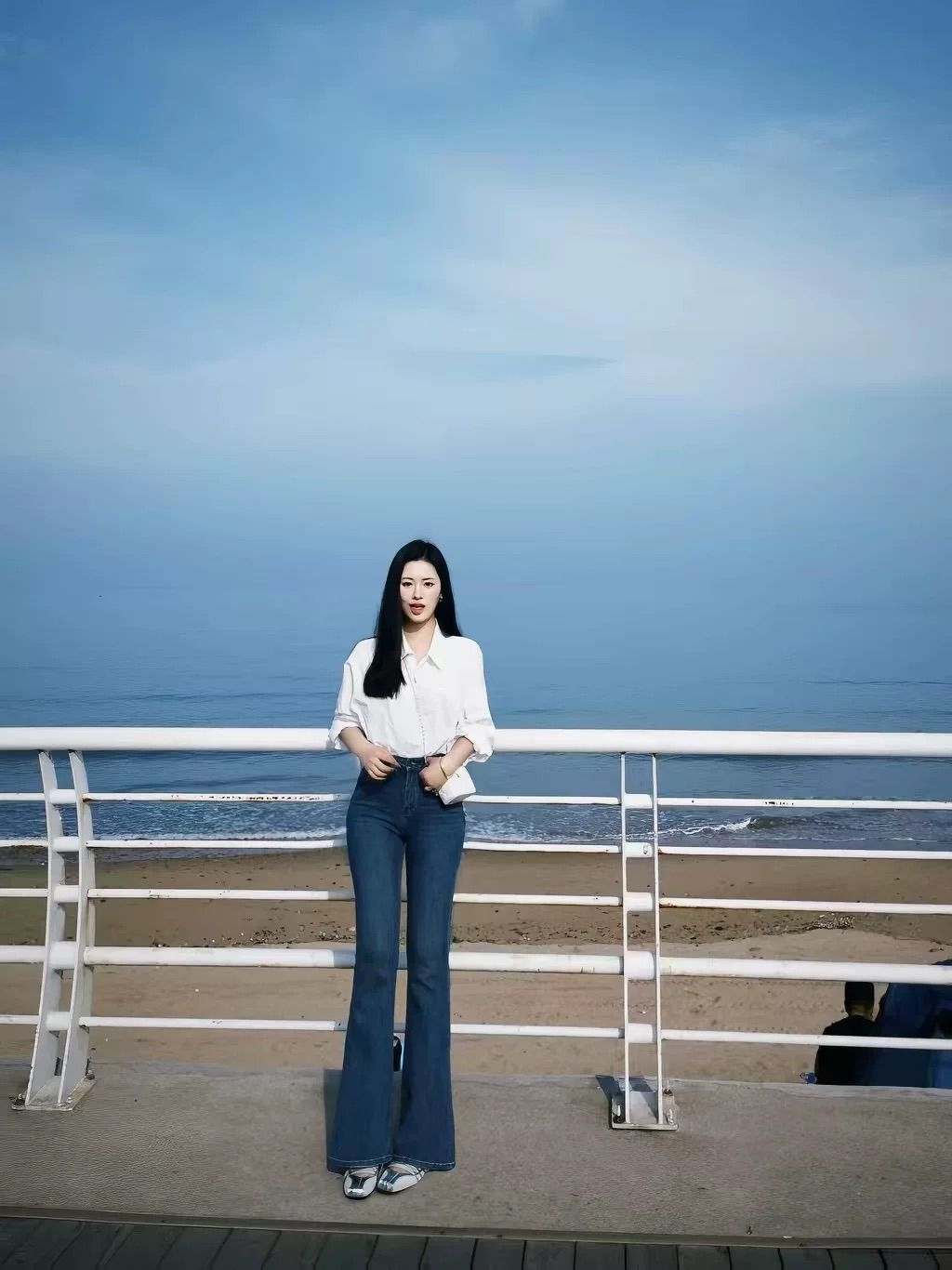 丰胯微喇裤的提臀效果到底自不自然