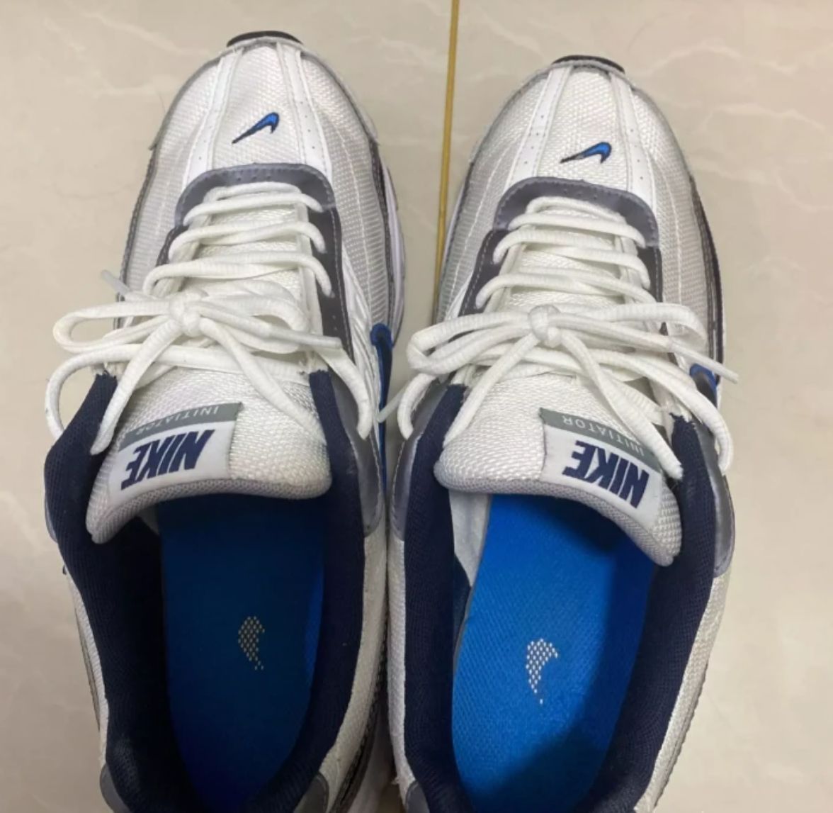 Nike Initiator白蓝复古跑鞋 网面透气厚底缓震 通勤出街百搭