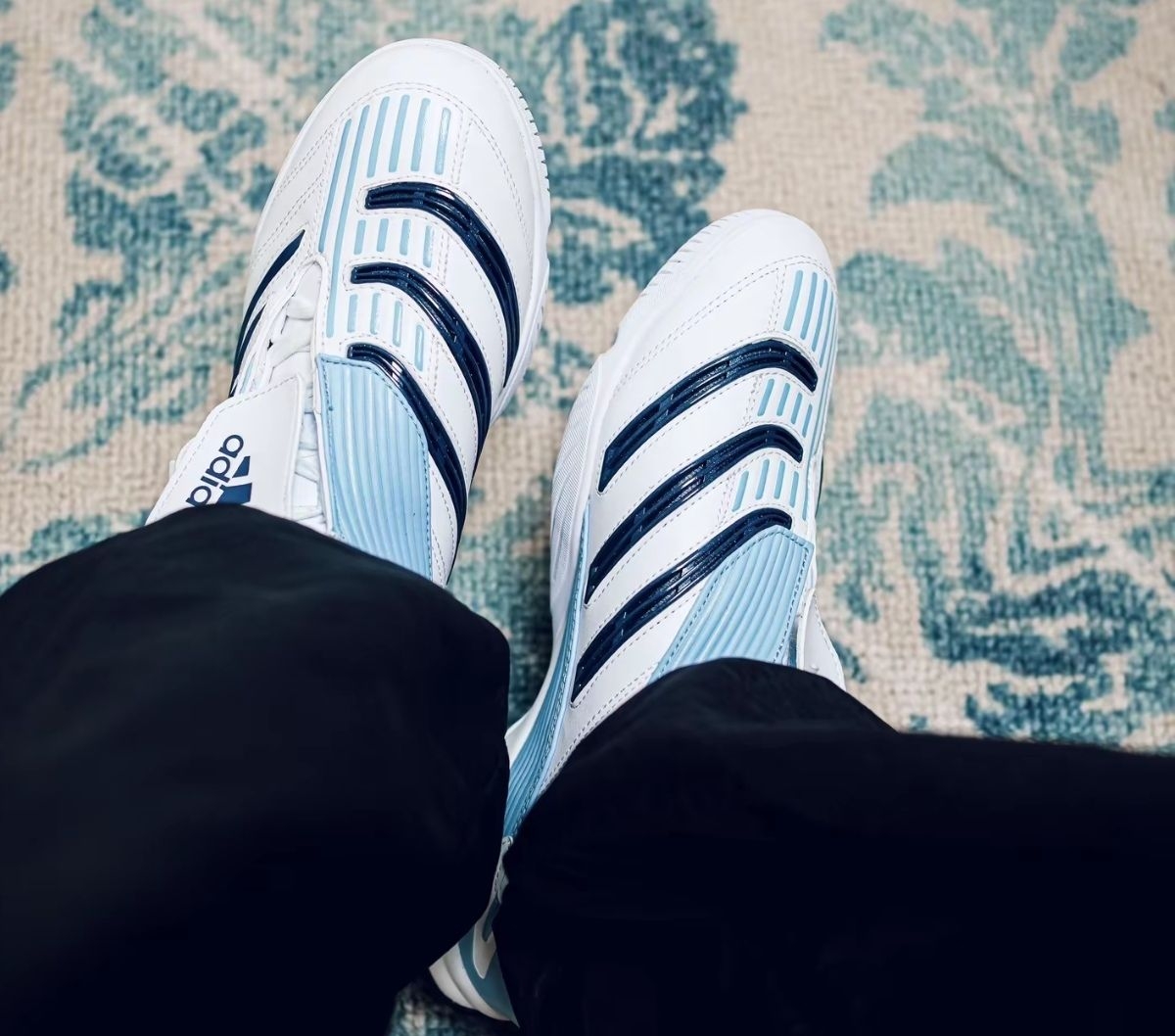 adidas Predator Sala IN 猎鹰平底 低帮复古足球风休闲鞋