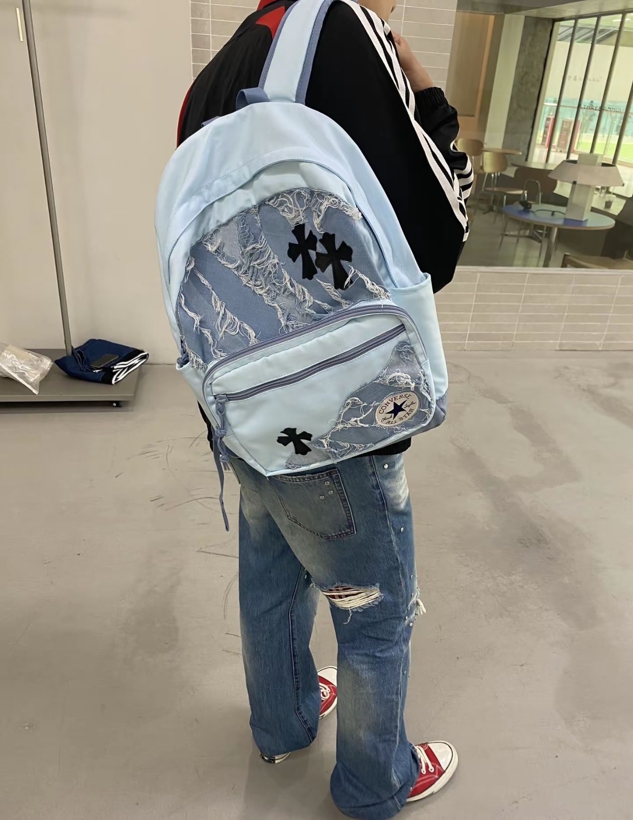 奶蓝十字架双肩包太戳我💙